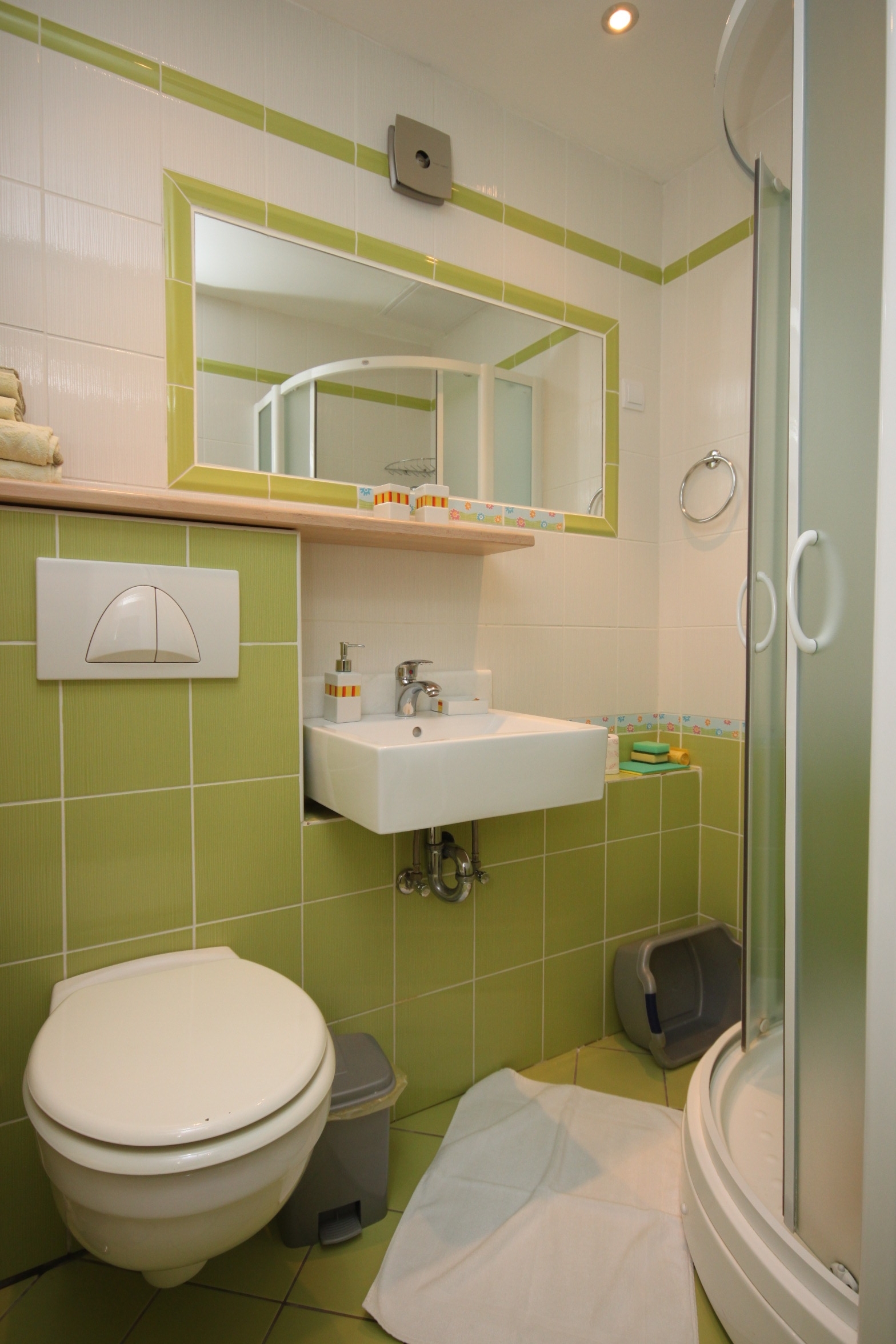 Two bedroom apartment with balcony and sea view Gradac, Makarska  A-a