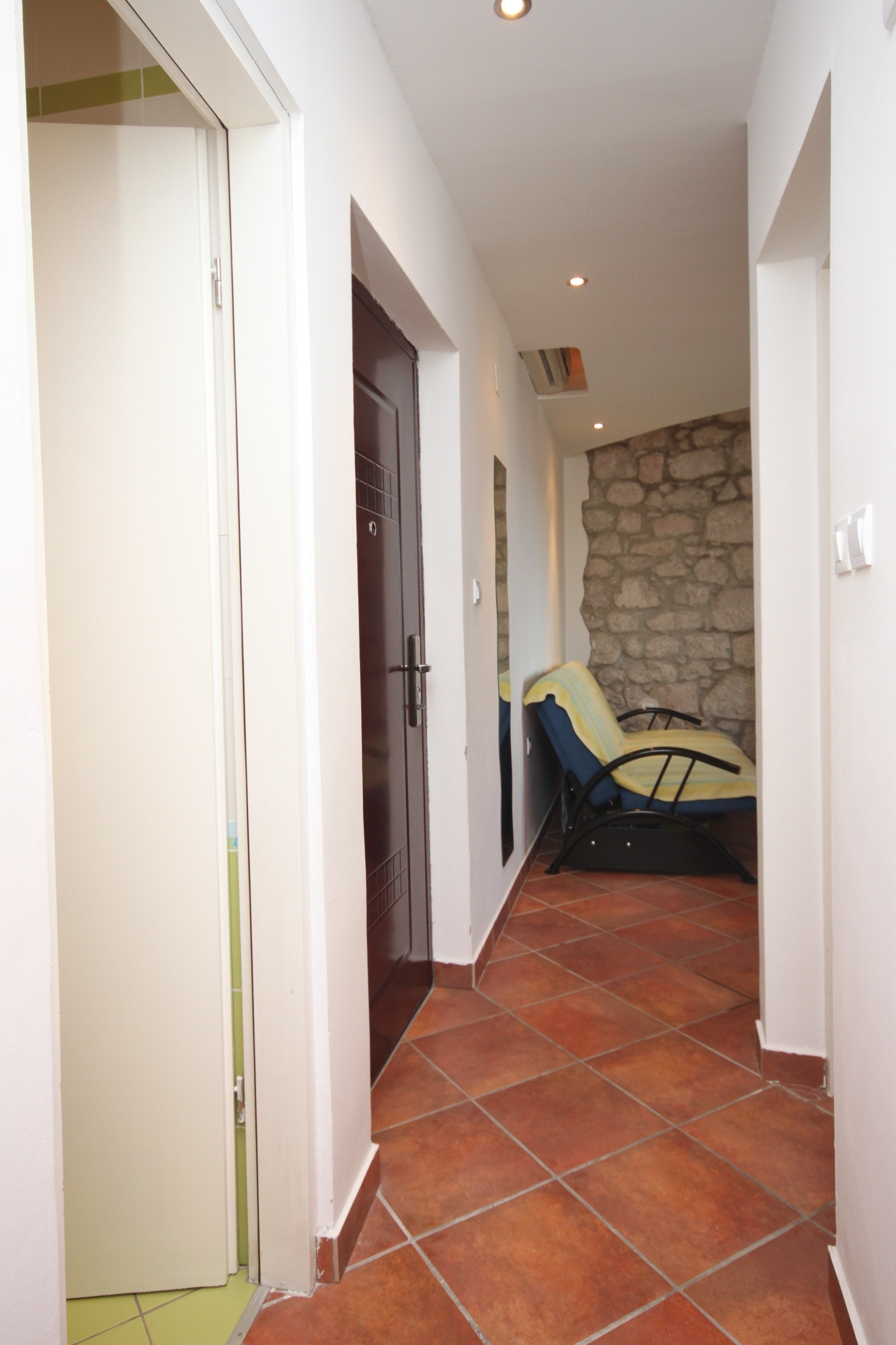 Two bedroom apartment with balcony and sea view Gradac, Makarska  A-a