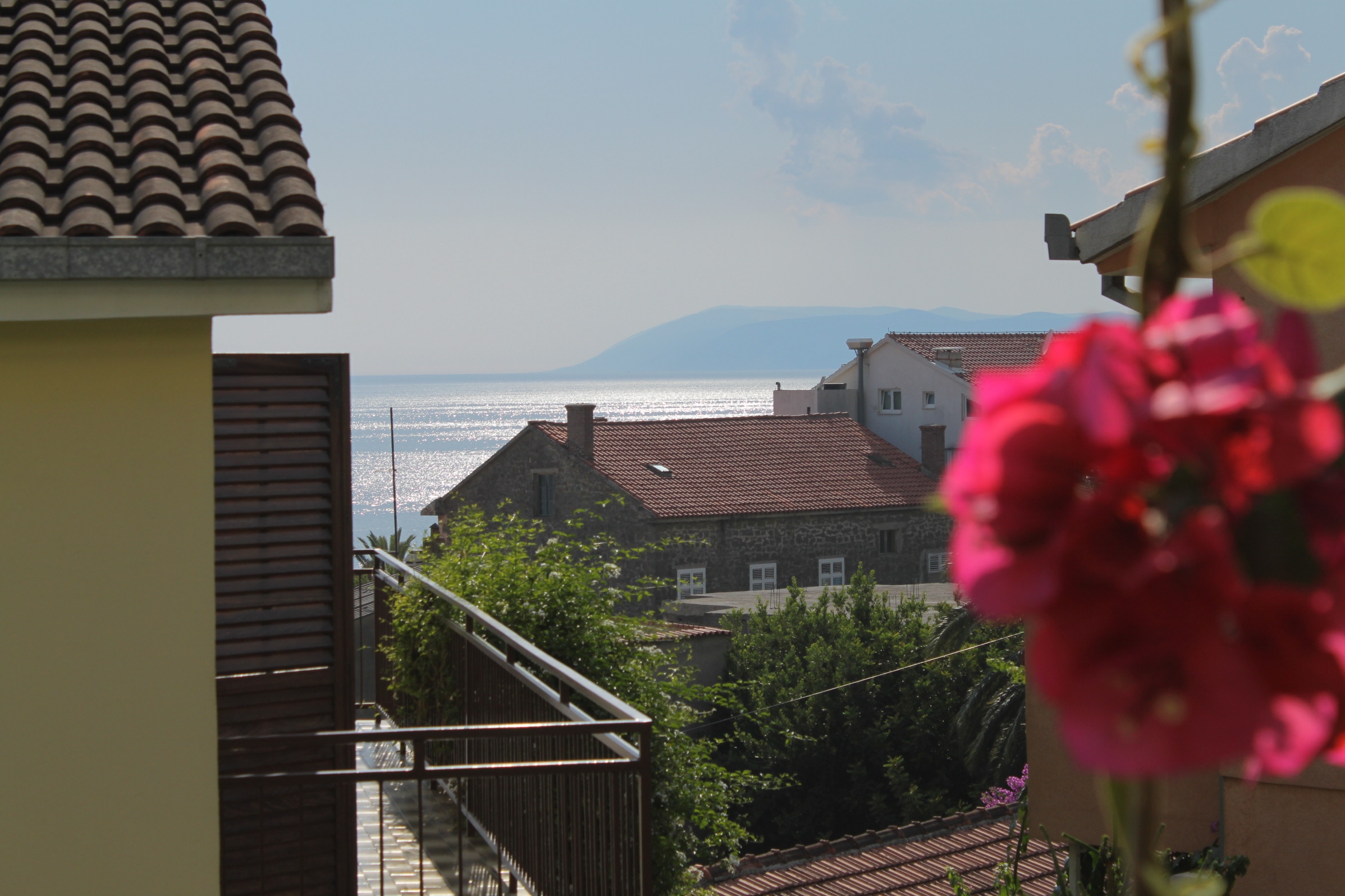 Two bedroom apartment with terrace and sea view Podgora, Makarska  A-a