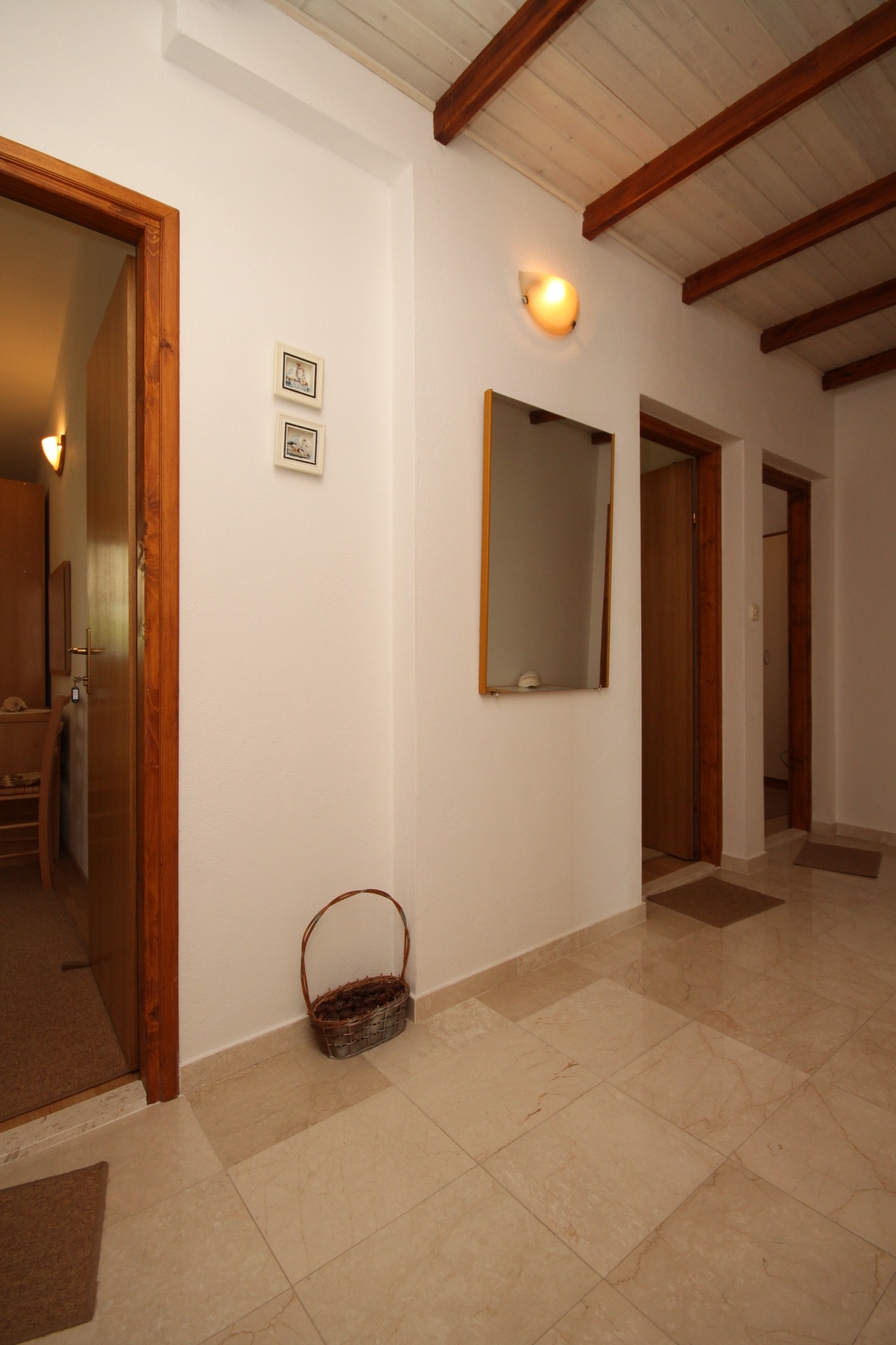 Three bedroom apartment near beach Podgora, Makarska  A-a