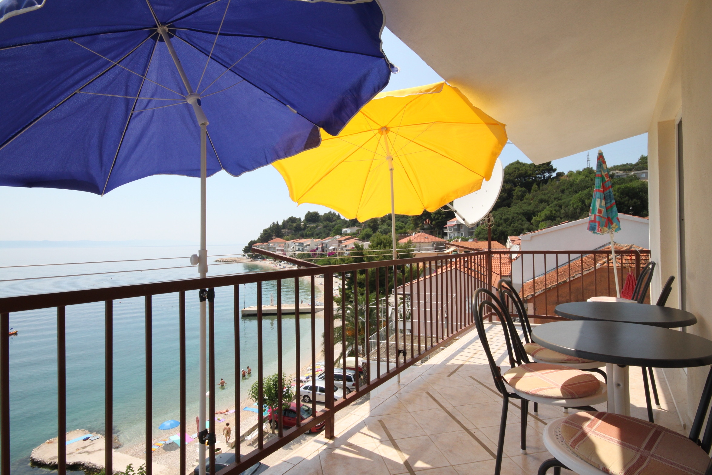 Three bedroom apartment near beach Podgora, Makarska (A-6670-a) Three bedroom apartment near beach Podgora, Makarska (A-6670-a)