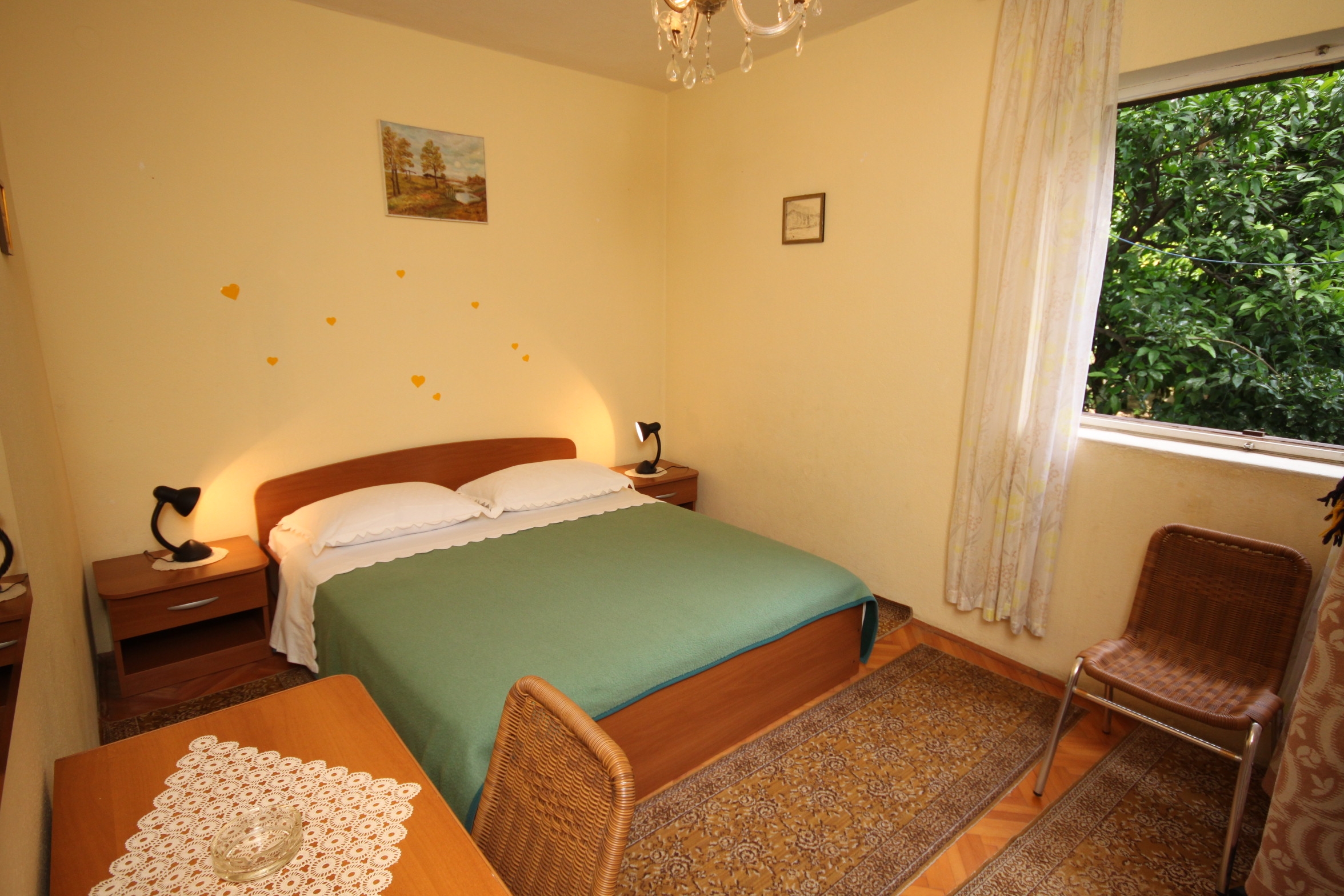 Three bedroom apartment near beach Podgora, Makarska  A-b