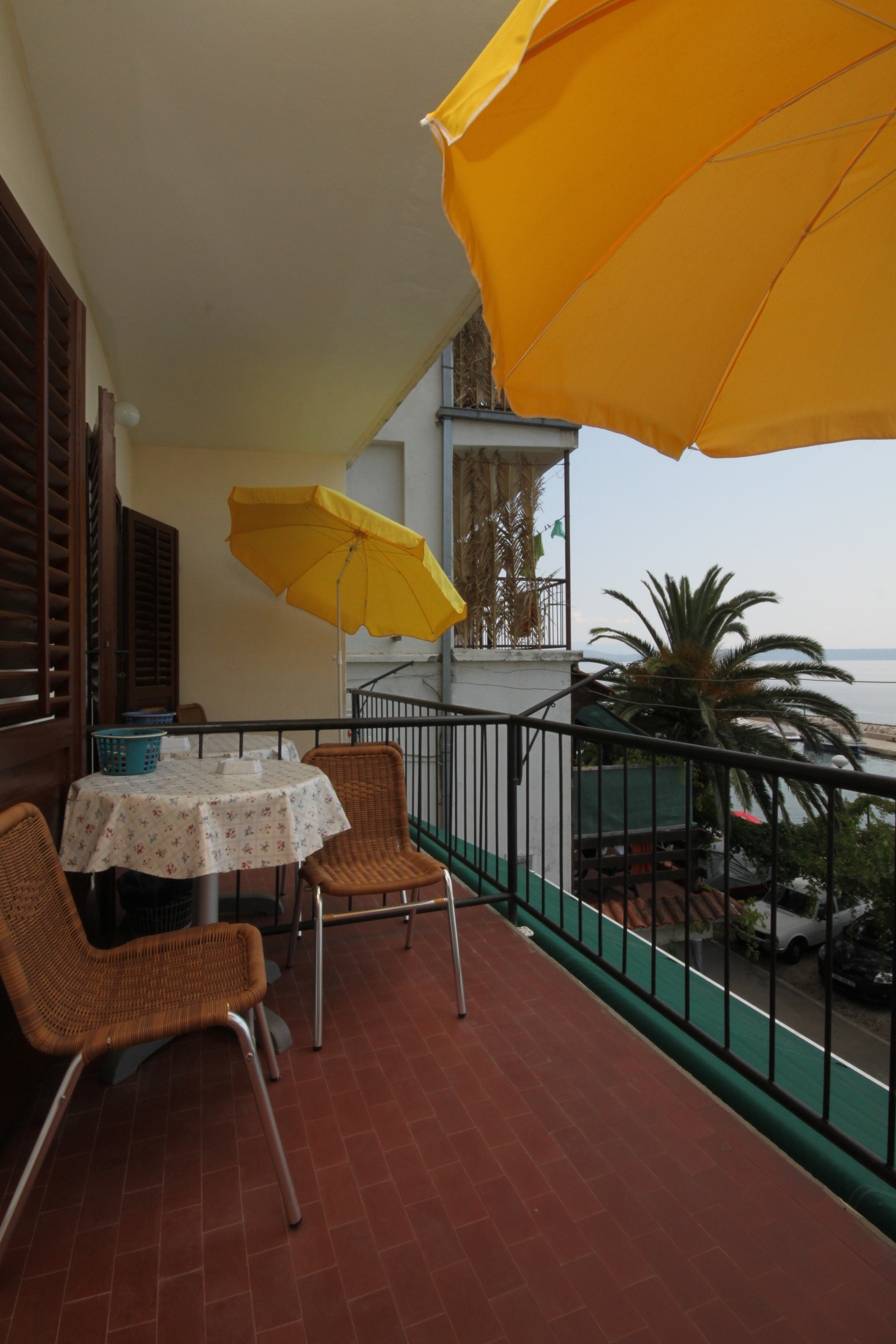 Three bedroom apartment near beach Podgora, Makarska  A-b