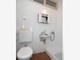 Podgora, Bathroom in the studio-apartment, WiFi.