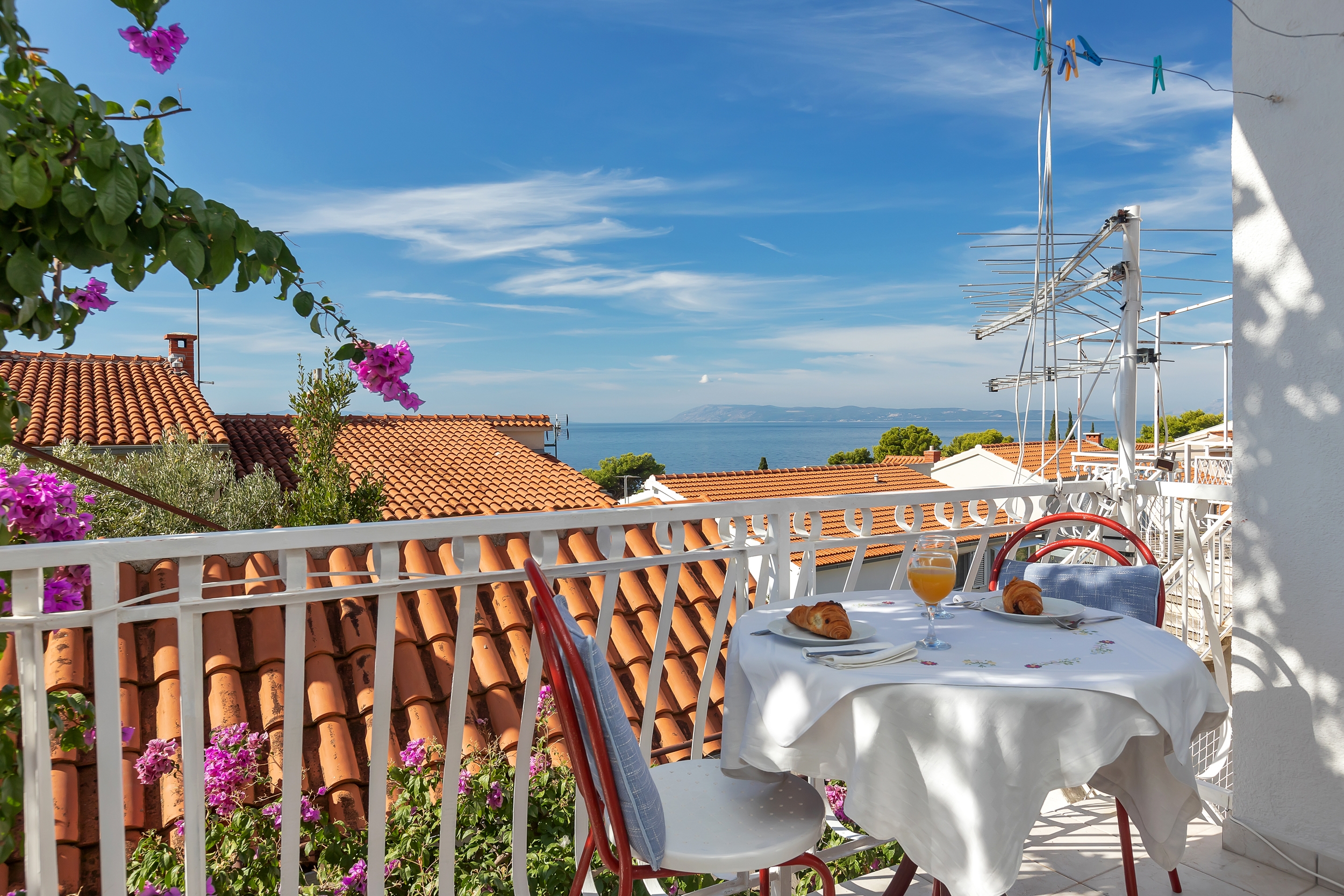 Three bedroom apartment with terrace and sea view Podgora, Makarska (A-6671-d) Three bedroom apartment with terrace and sea view Podgora, Makarska (A-6671-d)