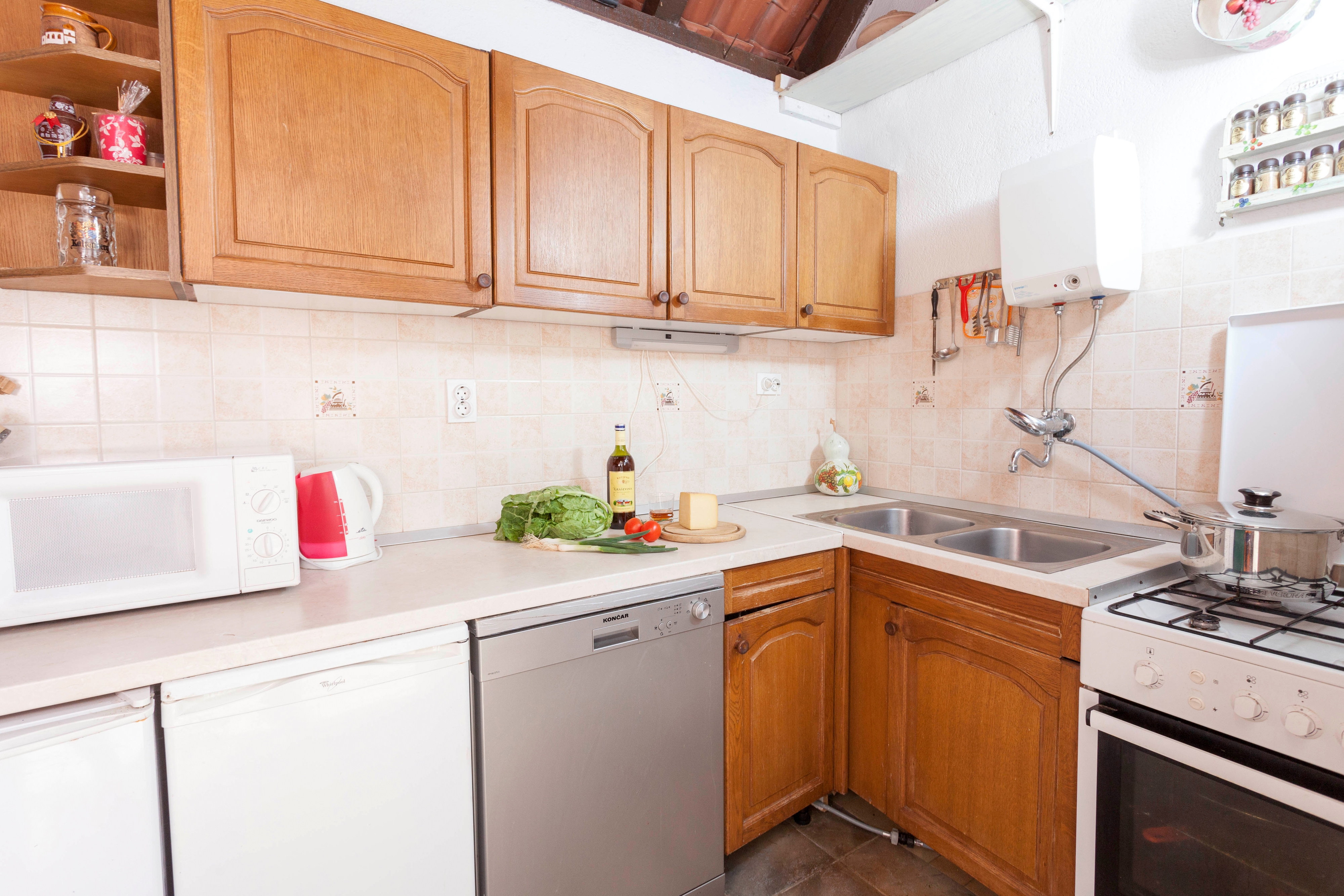 Three bedroom apartment with terrace and sea view Podgora, Makarska (A-6671-d) Three bedroom apartment with terrace and sea view Podgora, Makarska (A-6671-d)