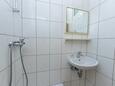Podaca, Bathroom in the apartment, (pet friendly) and WiFi.