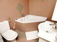 Badezimmer 1 Brela, Badezimmer 1 in folgender Unterkunftsart house, Haustiere erlaubt und WiFi.