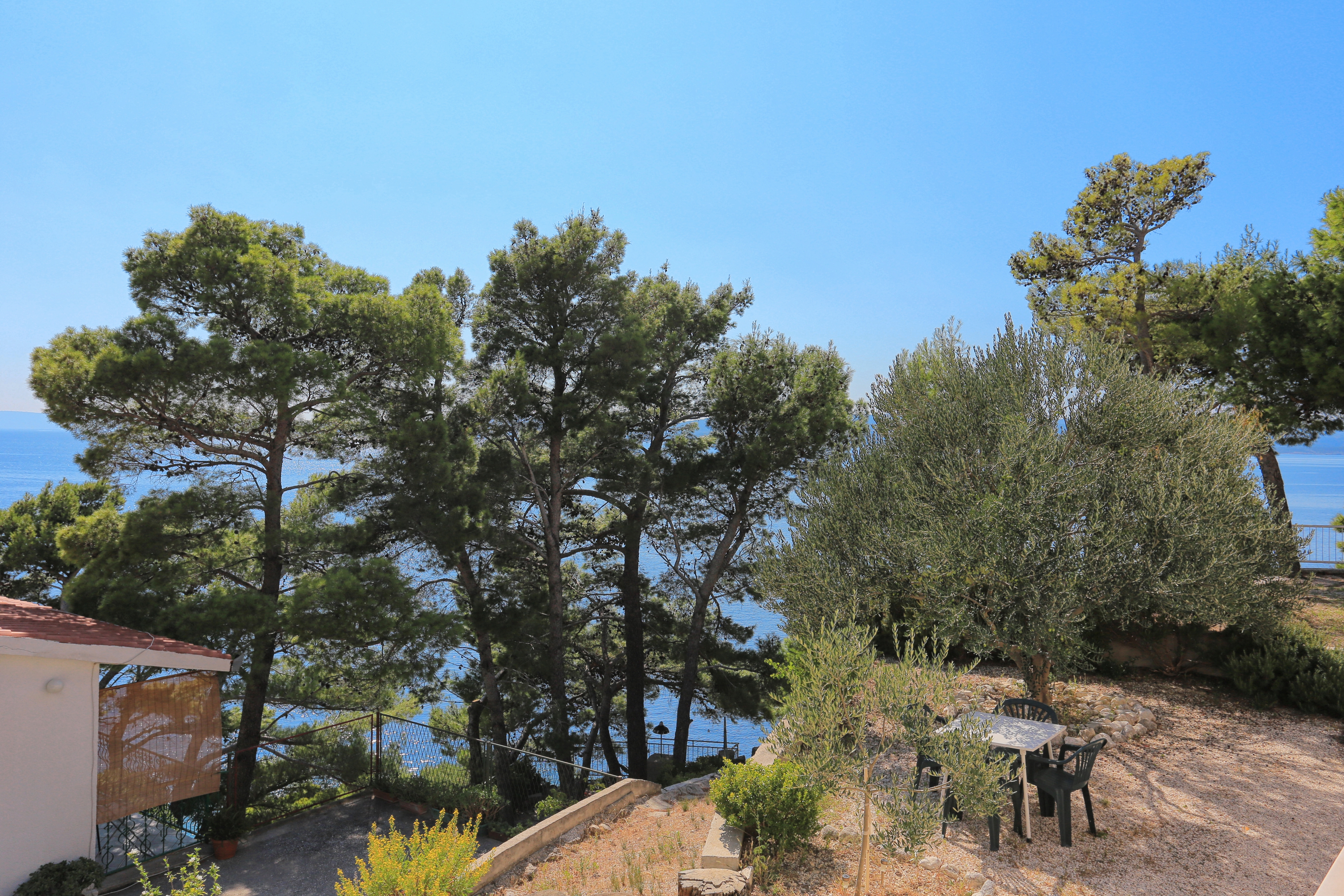 Two bedroom apartment with terrace and sea view Brela, Makarska  A-a