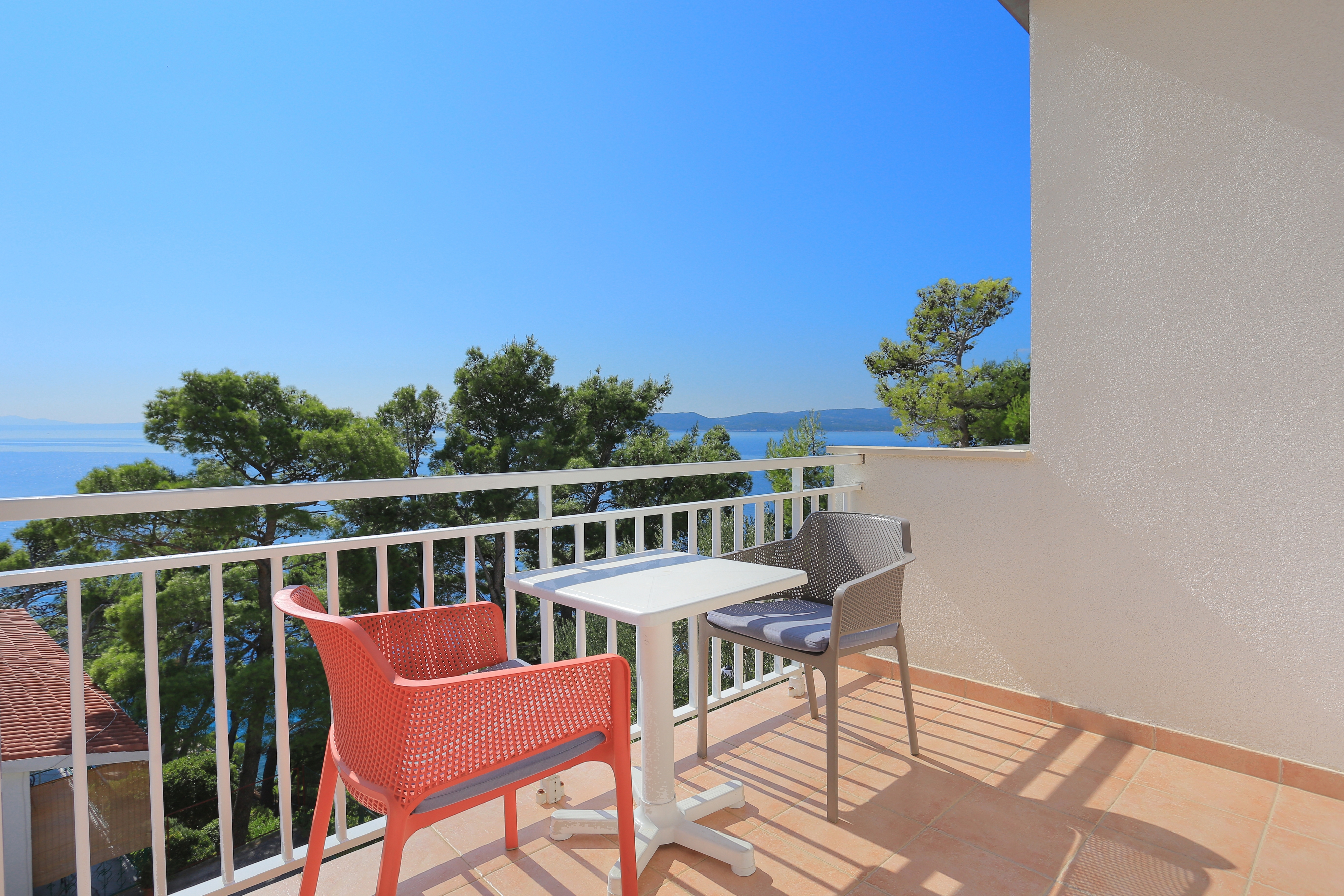 Two bedroom apartment with terrace and sea view Brela, Makarska  A-c