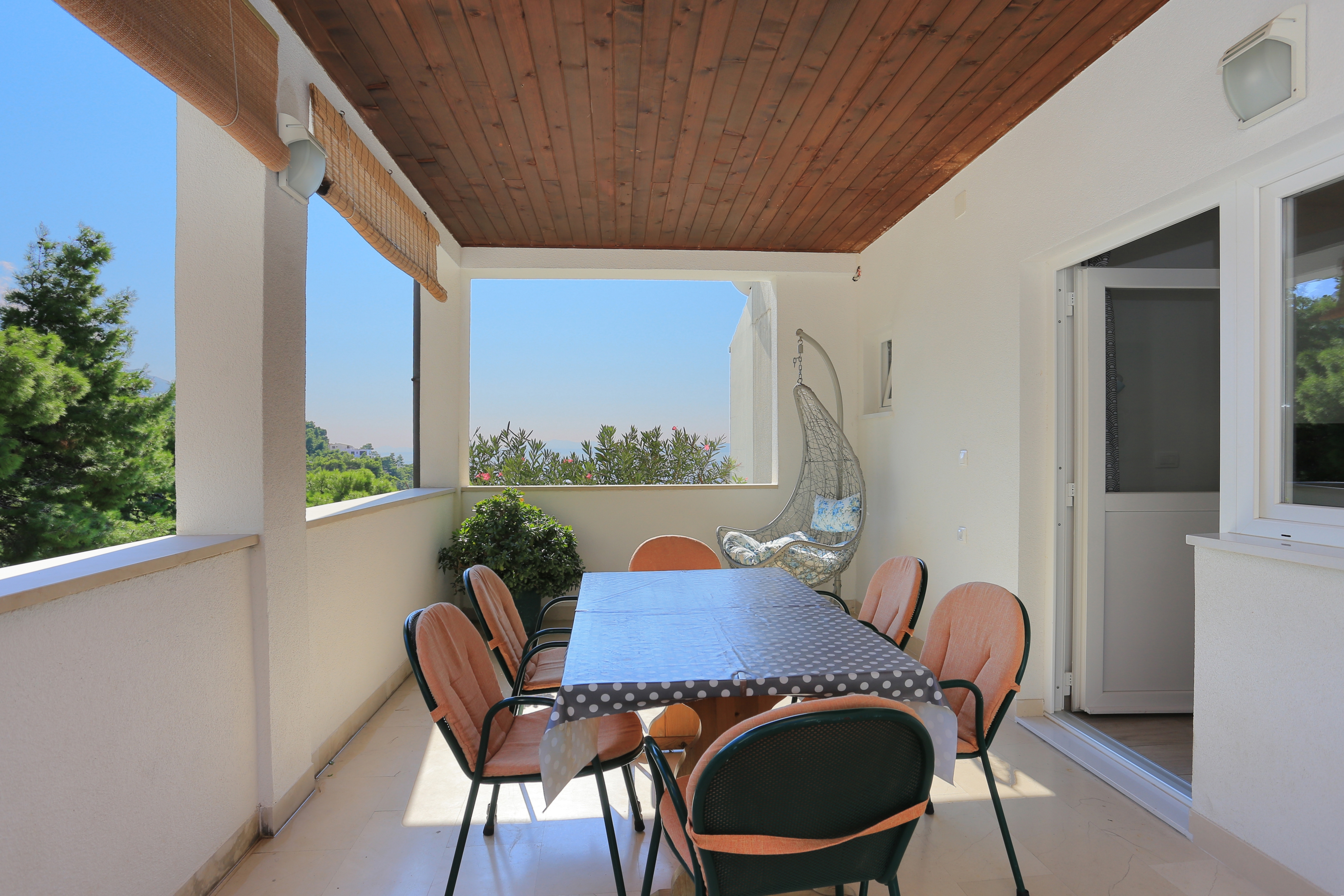 Two bedroom apartment with terrace and sea view Brela, Makarska  A-c