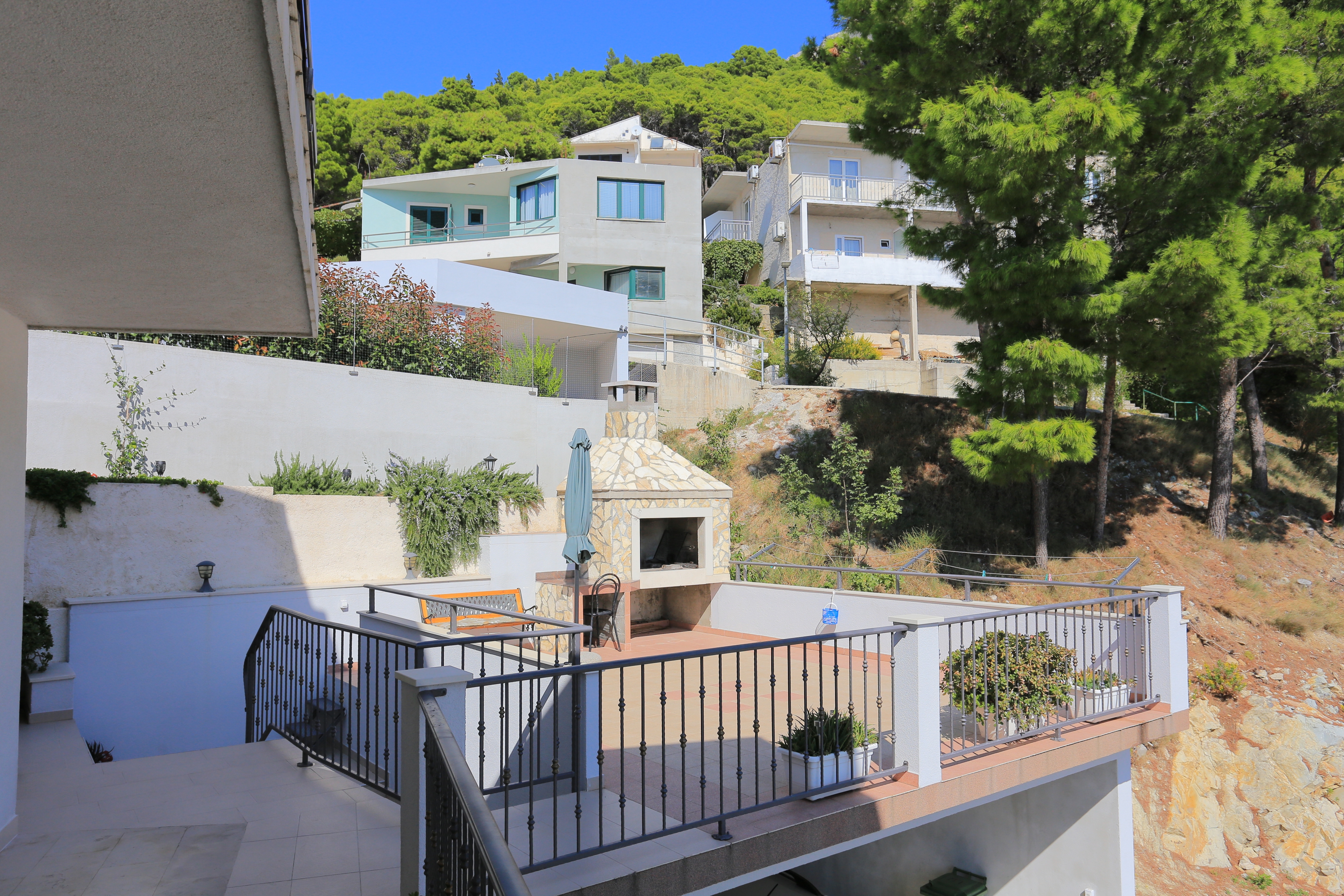 Two bedroom apartment with terrace and sea view Brela, Makarska  A-c