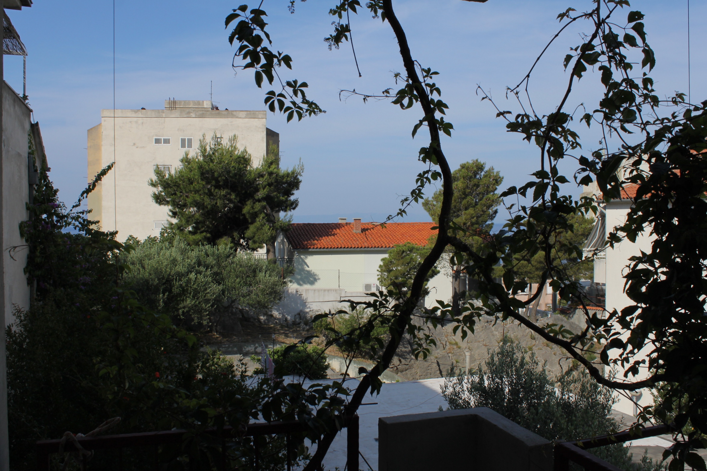 One bedroom apartment with terrace Makarska  A-c