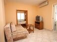Living room Makarska, Living room in the apartment, dostupna klima i WIFI.