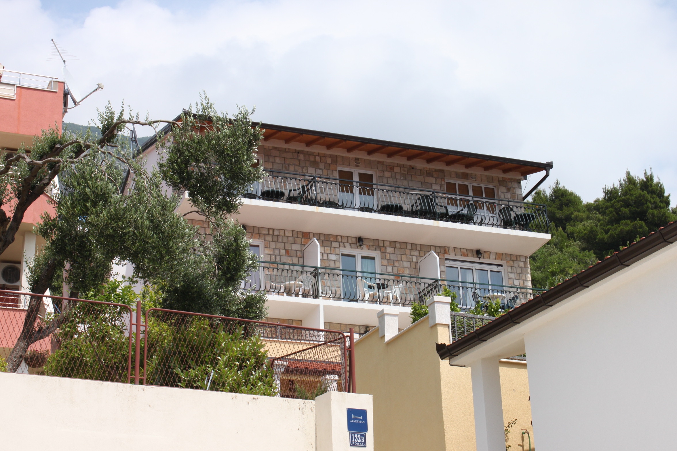 One bedroom apartment with balcony and sea view Živogošće - Porat, Makarska (A-6700-c) One bedroom apartment with balcony and sea view Živogošće - Porat, Makarska (A-6700-c)