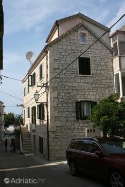 Property Baška Voda, Makarska, Property 6703 - Apartments near sea with pebble beach.
