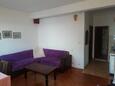 Podgora, Jídelna v ubytování typu apartment, s klimatizací, domácí mazlíčci povoleni a WiFi.