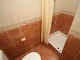 Ванная комната 1 Baška Voda, Ванная комната 1 в размещении типа apartment, Домашние животные допускаются и WiFi.