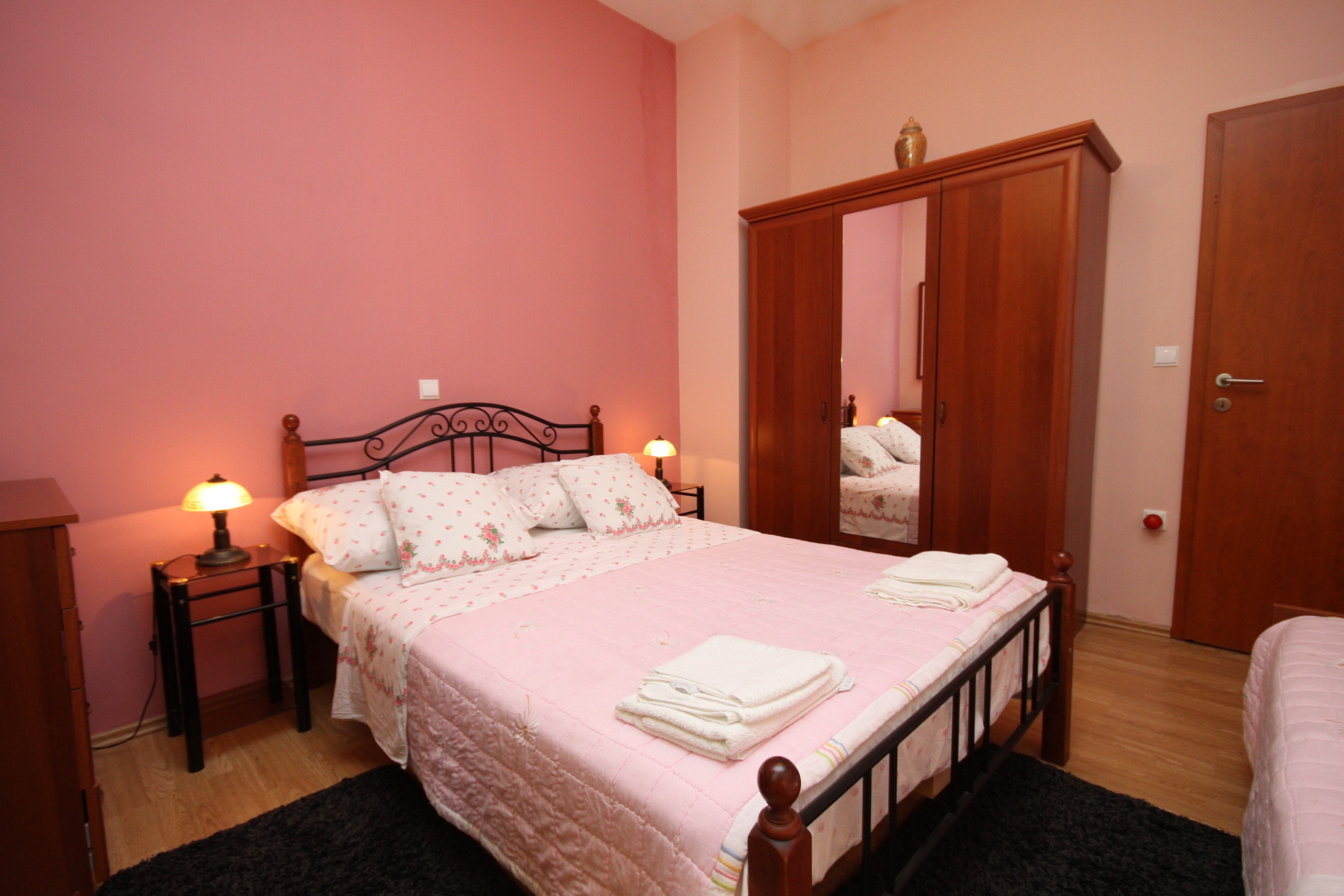 One bedroom apartment near beach Podgora, Makarska (A-6713-a)