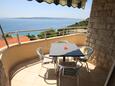 Baška Voda, Terrace in the apartment, with a sea view and WiFi.