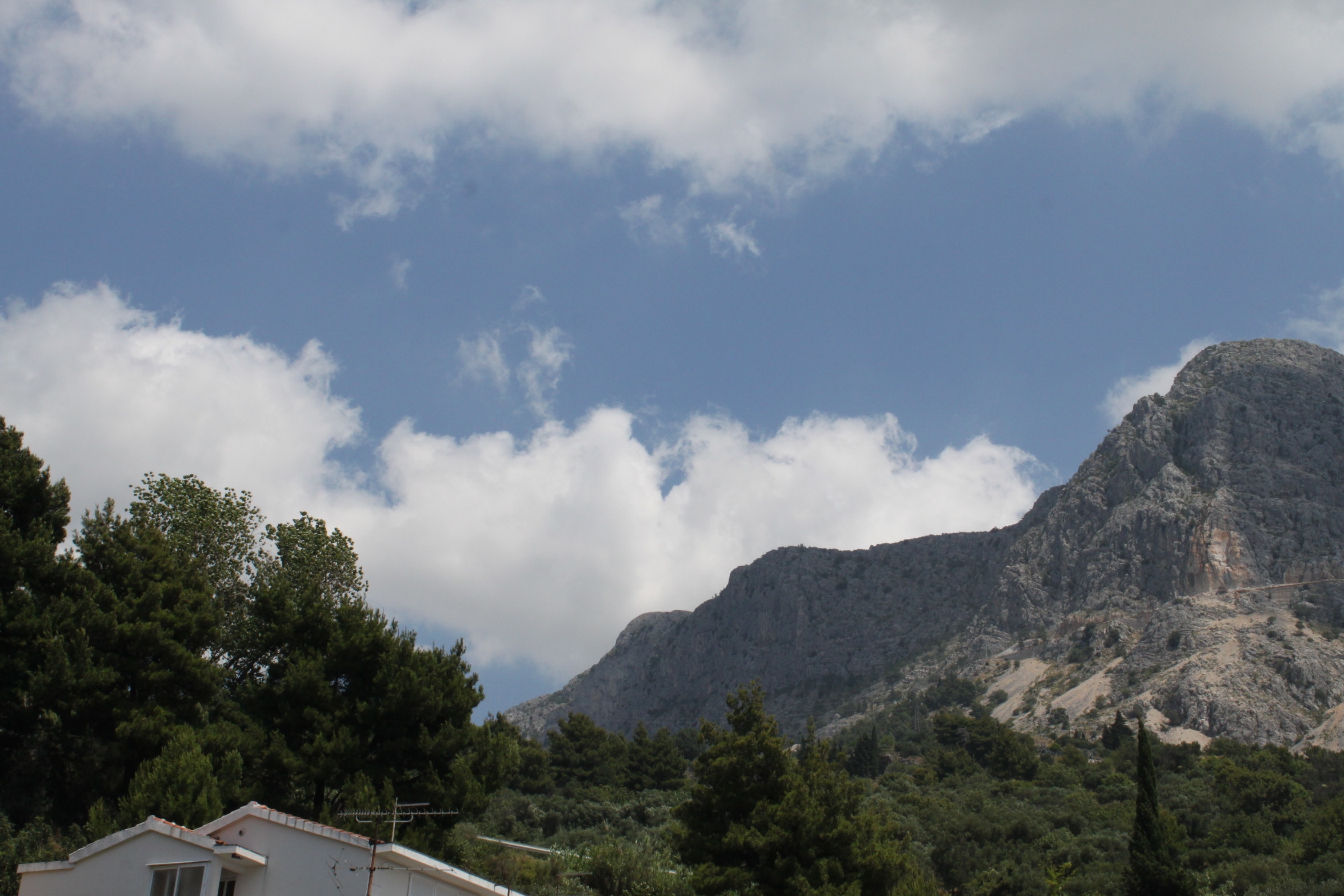 One bedroom apartment near beach Podgora, Makarska  A-c