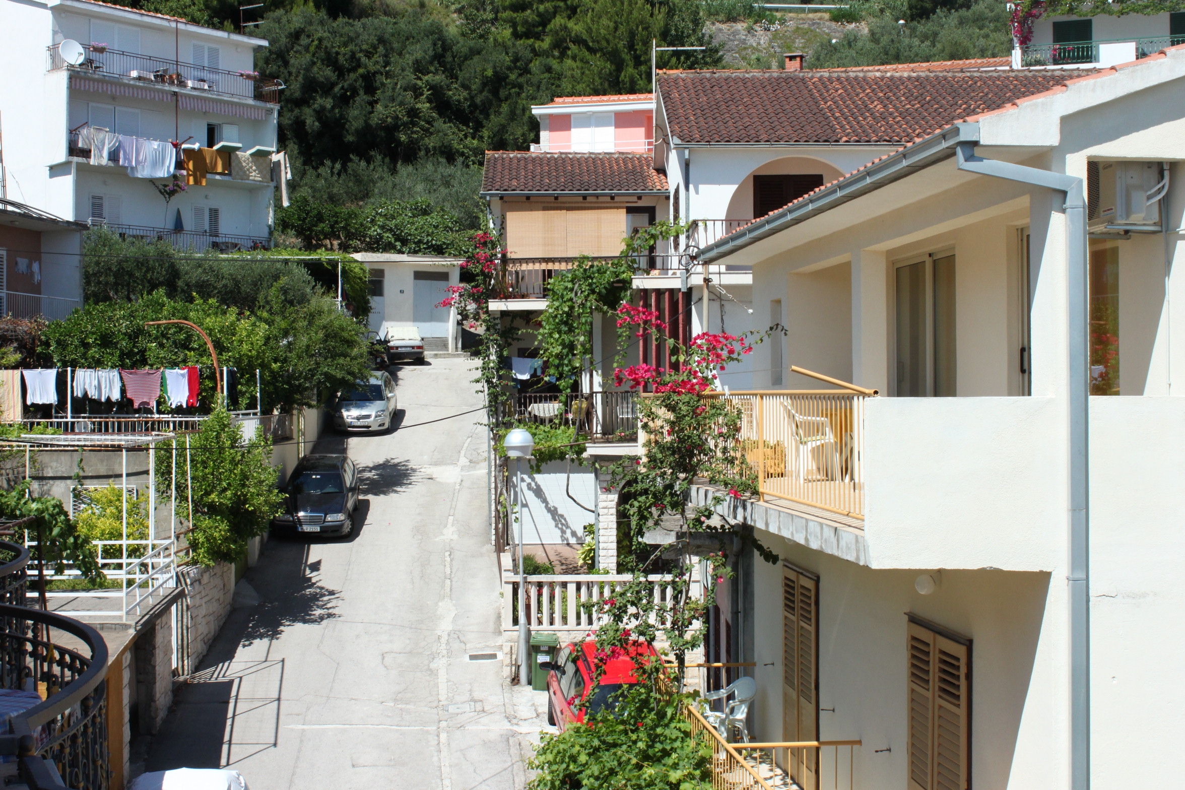 One bedroom apartment near beach Podgora, Makarska  A-e