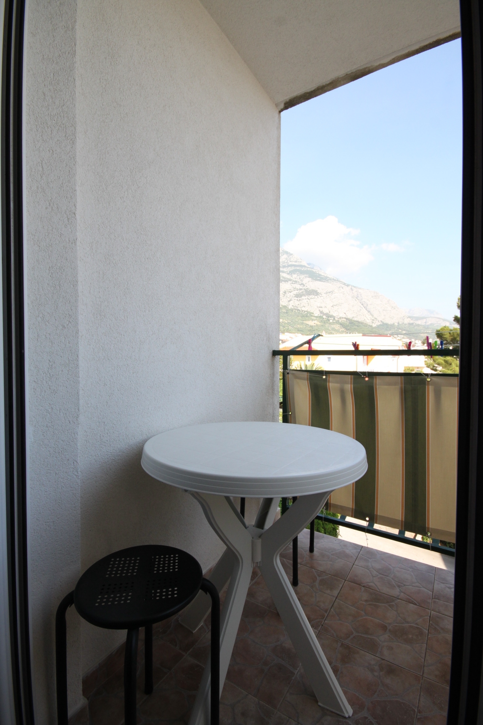 Two bedroom apartment with balcony and sea view Makarska  A-a