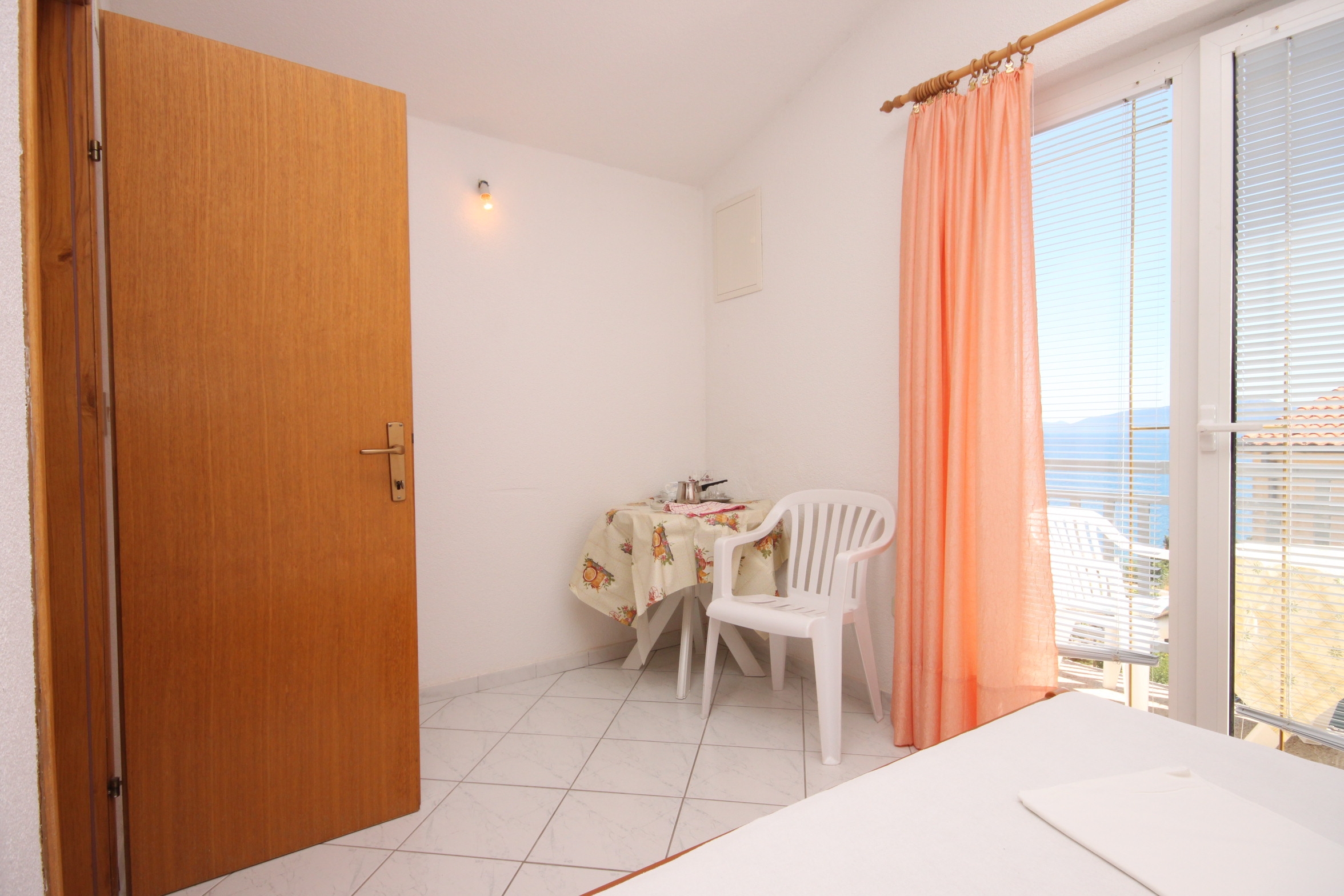 Studio flat with balcony and sea view Podaca, Makarska (AS-6745-a)