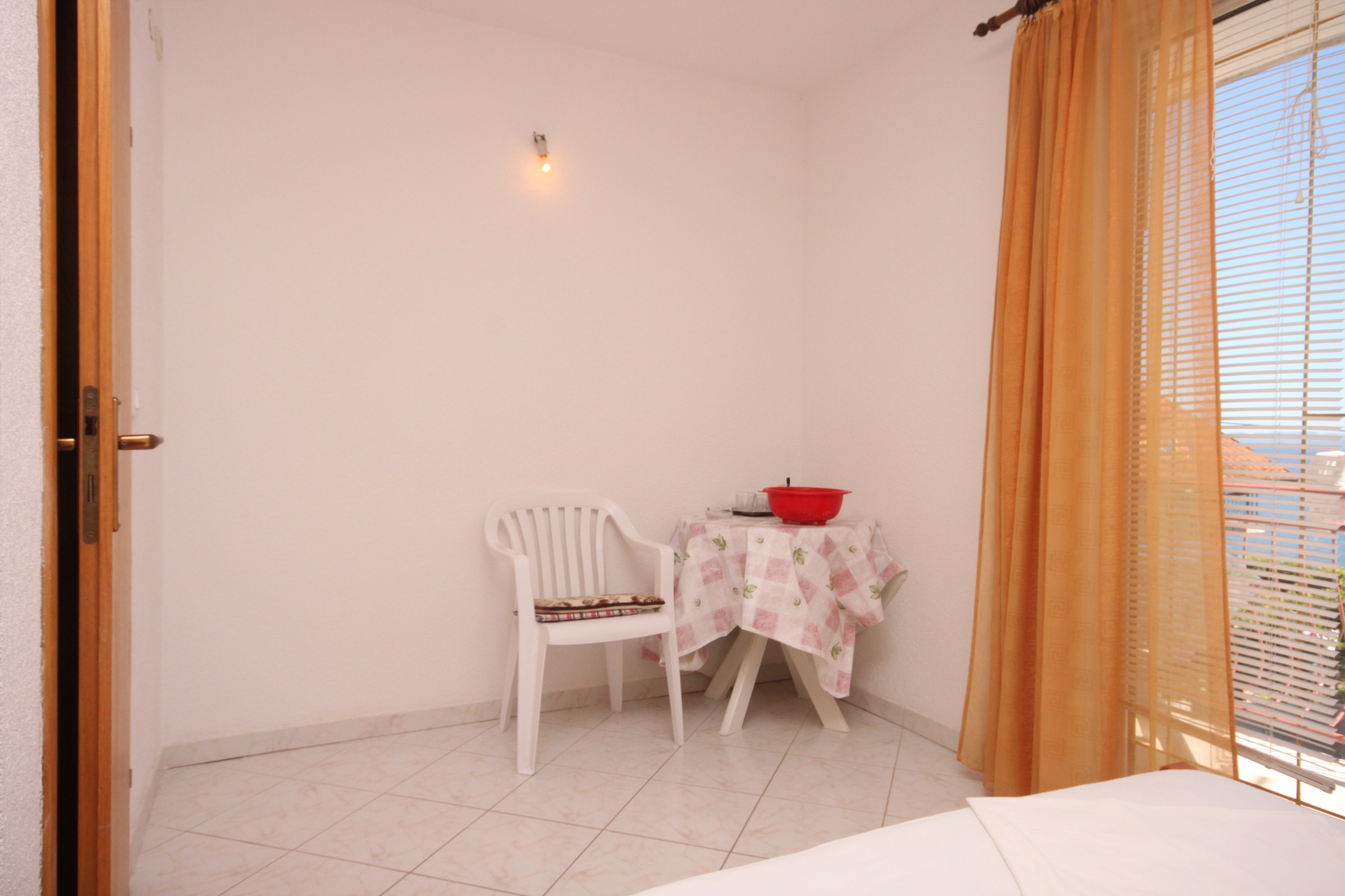 Studio flat with balcony and sea view Podaca, Makarska (AS-6745-e)
