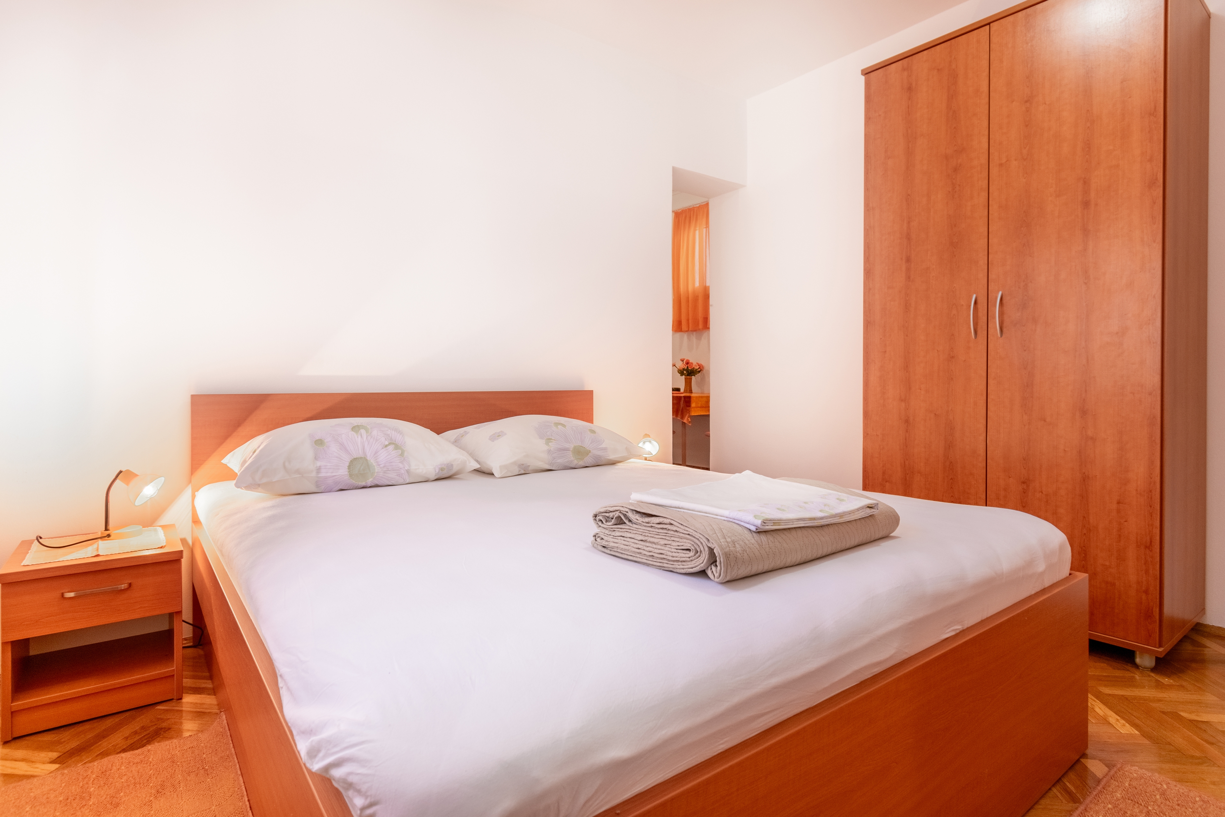 Three bedroom apartment with terrace and sea view Krvavica, Makarska  A-a