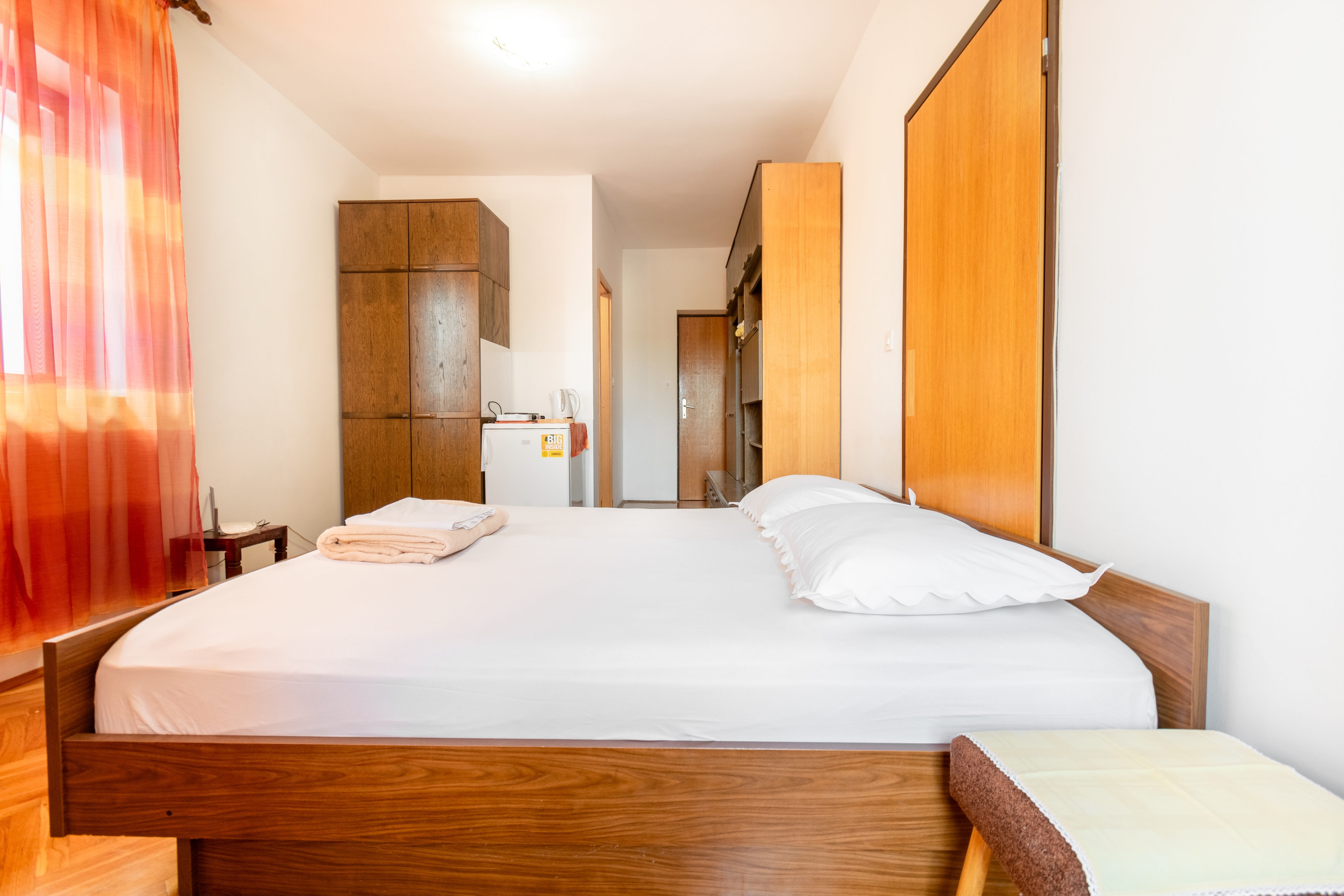 Three bedroom apartment with terrace and sea view Krvavica, Makarska  A-a