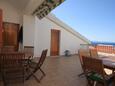 Shared terrace Promajna, Shared terrace in the apartment, s pogledom na more.