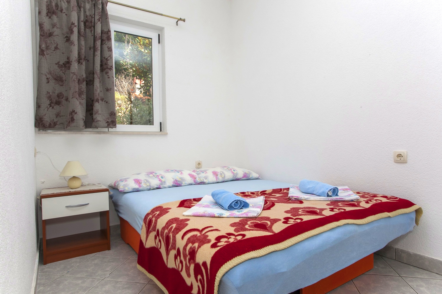 Two bedroom apartment with balcony and sea view Baška Voda, Makarska  A-a