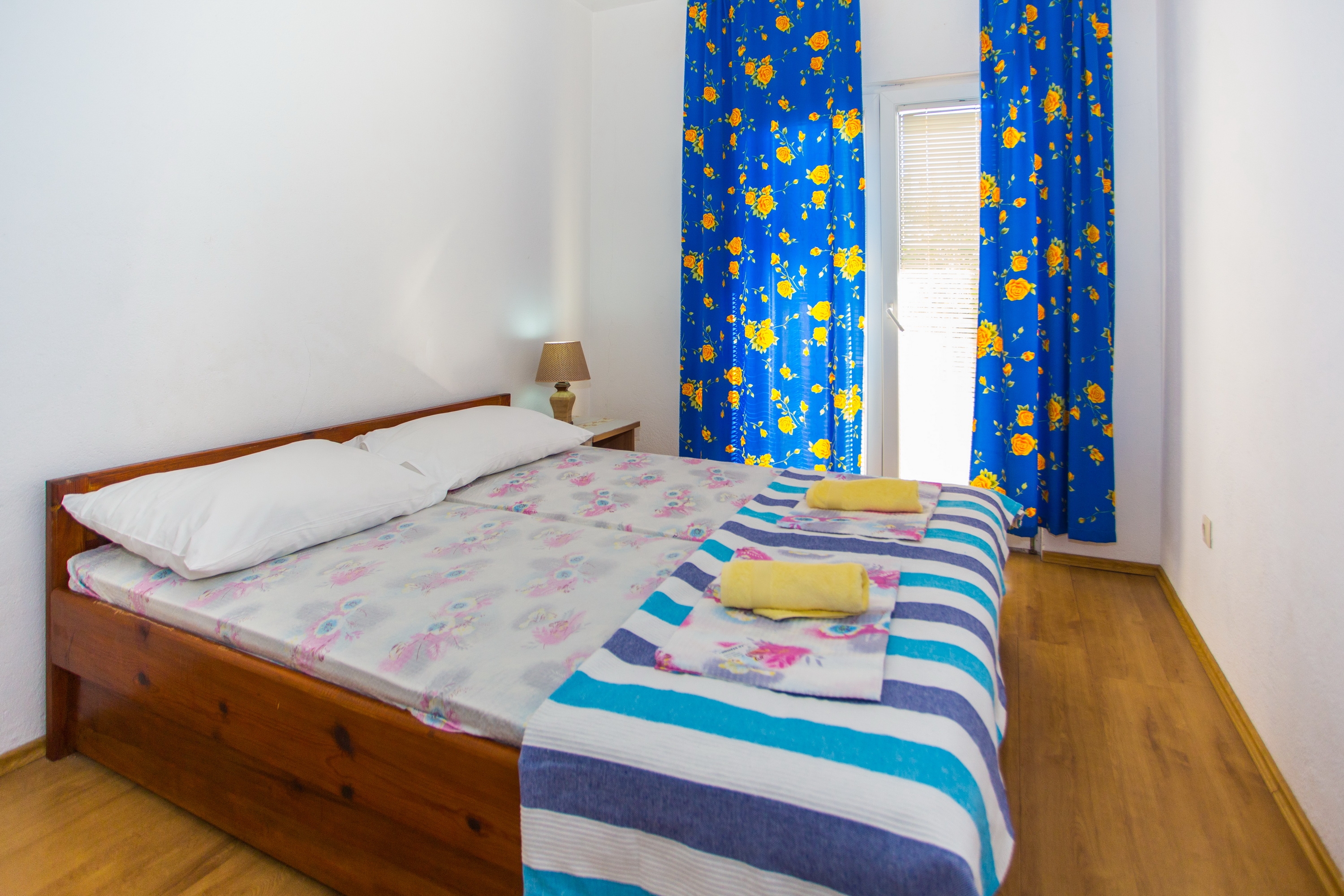 Two bedroom apartment with terrace and sea view Baška Voda, Makarska  A-b
