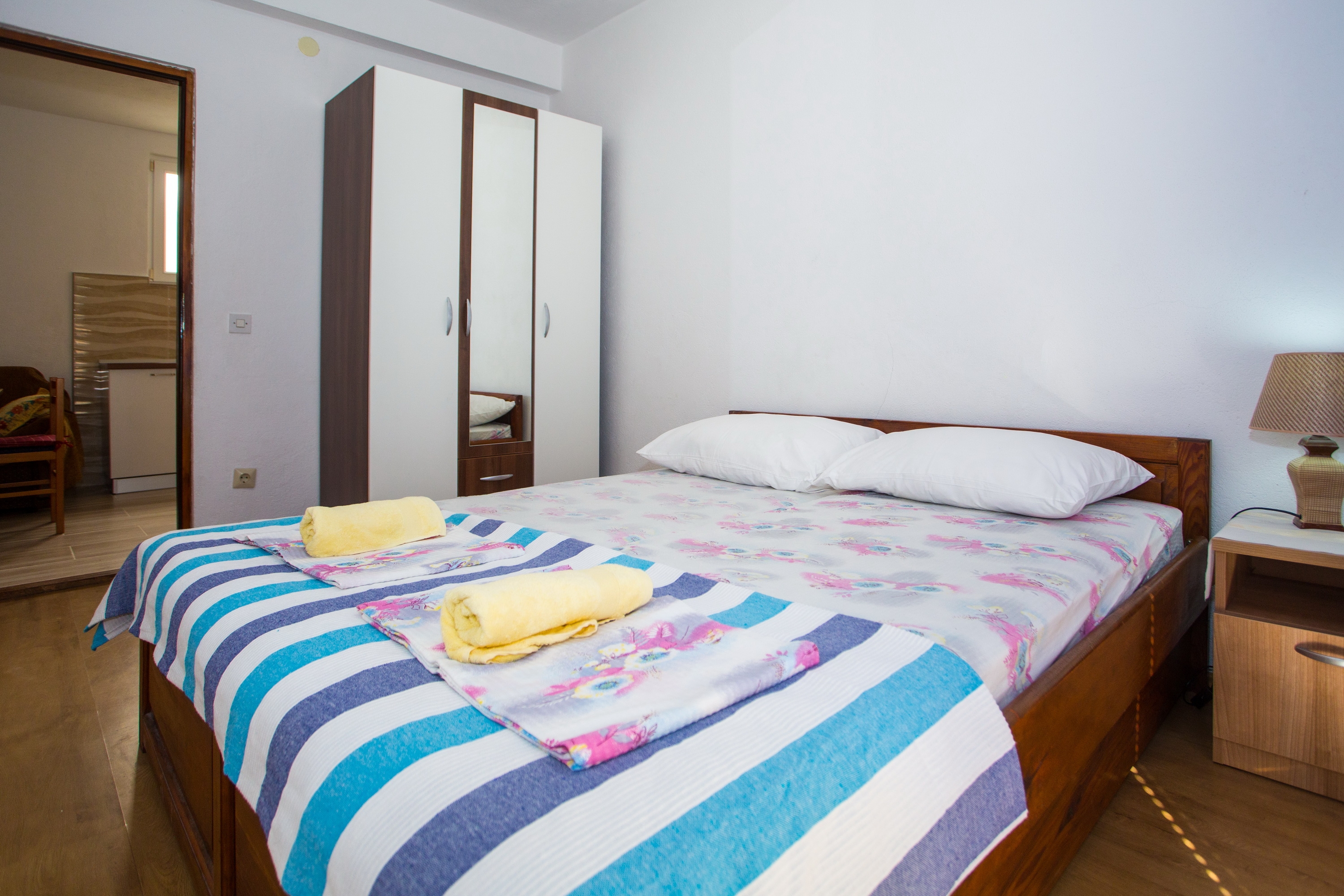 Two bedroom apartment with terrace and sea view Baška Voda, Makarska  A-b