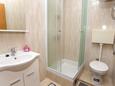 Ванная комната Baška Voda, Ванная комната в размещении типа apartment, WiFi.
