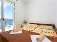 Sypialnia 1 Baška Voda, Sypialnia 1 w zakwaterowaniu typu apartment, WiFi.