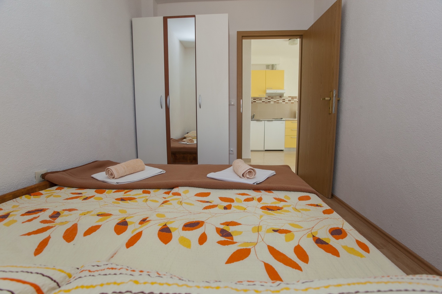 Two bedroom apartment with balcony and sea view Baška Voda, Makarska  A-c