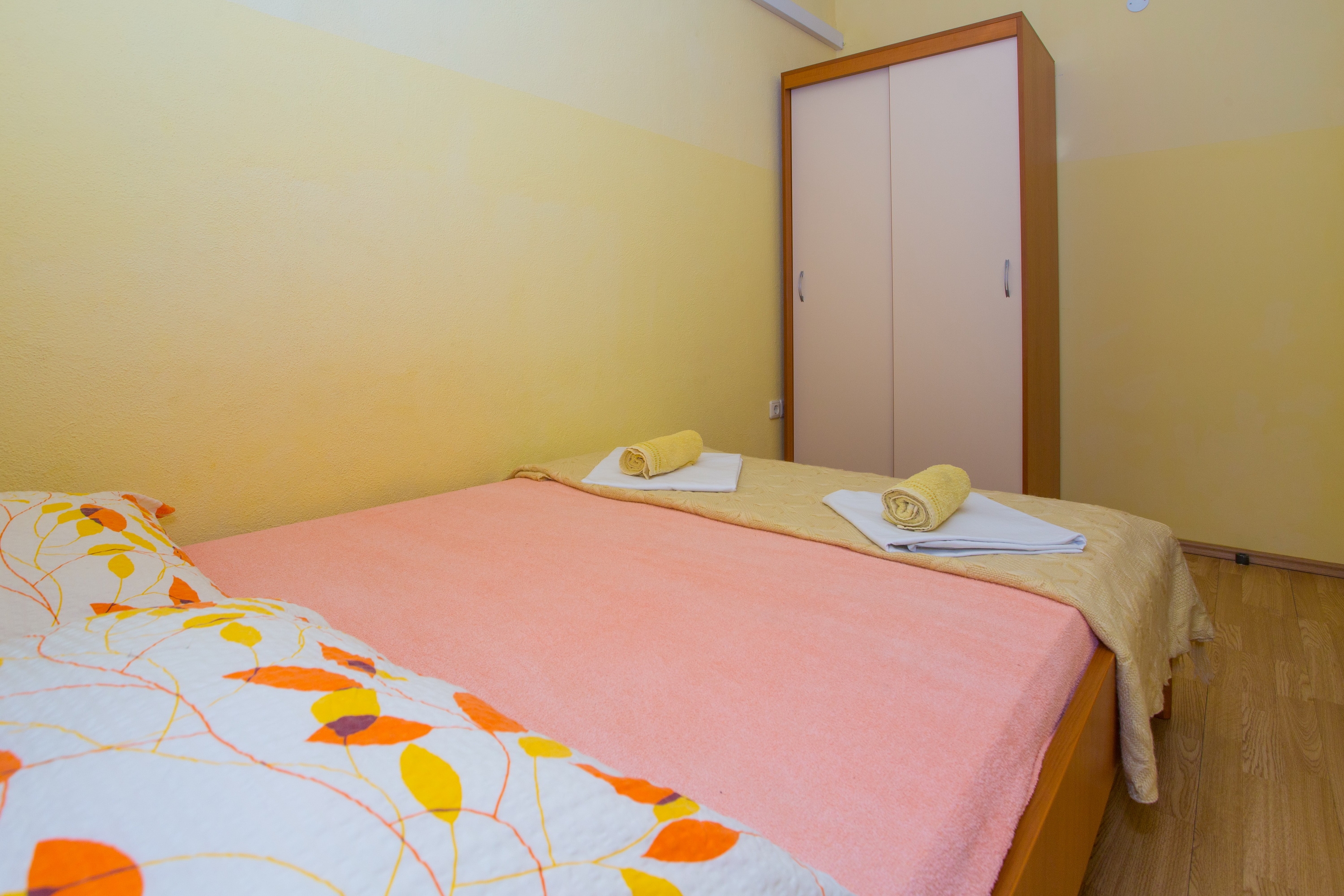 Two bedroom apartment with terrace and sea view Baška Voda, Makarska  A-d