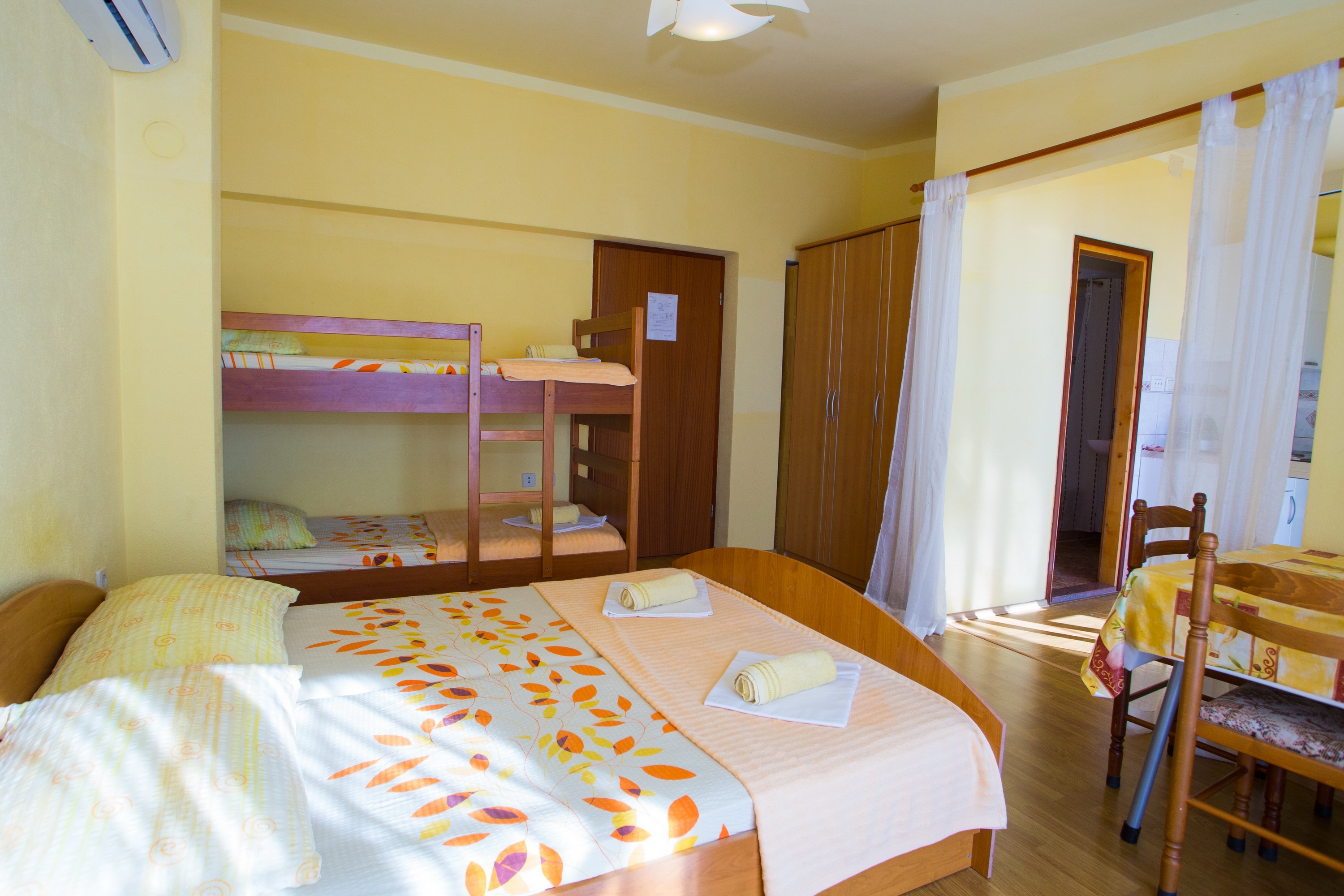 Studio flat with terrace and sea view Baška Voda, Makarska  AS-b