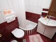 Ванная комната Baška Voda, Ванная комната в размещении типа apartment, WiFi.