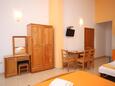 Dining room Baška Voda, Dining room in the studio-apartment, WiFi.