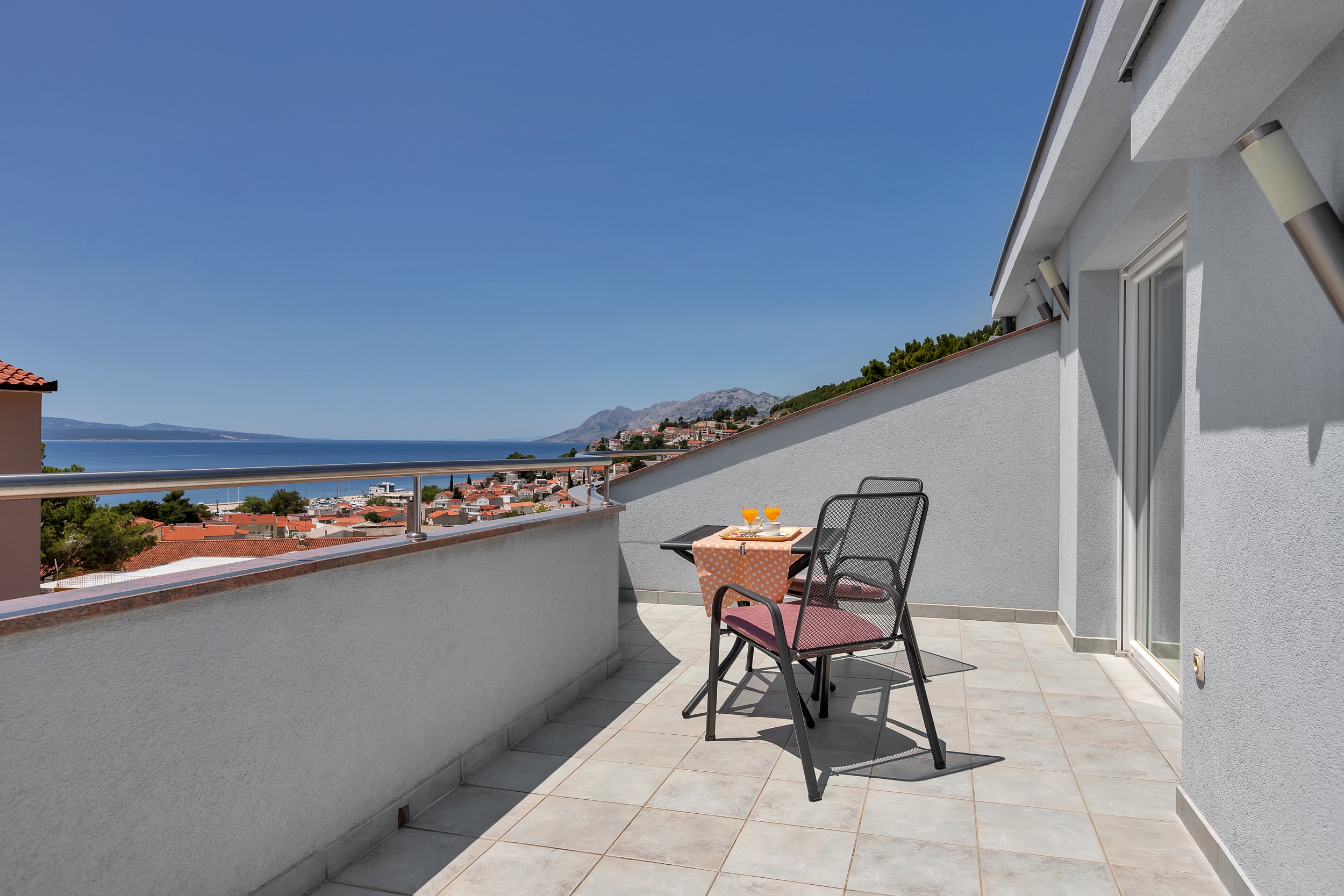 Studio flat with terrace and sea view Baška Voda, Makarska (AS-6763-c)