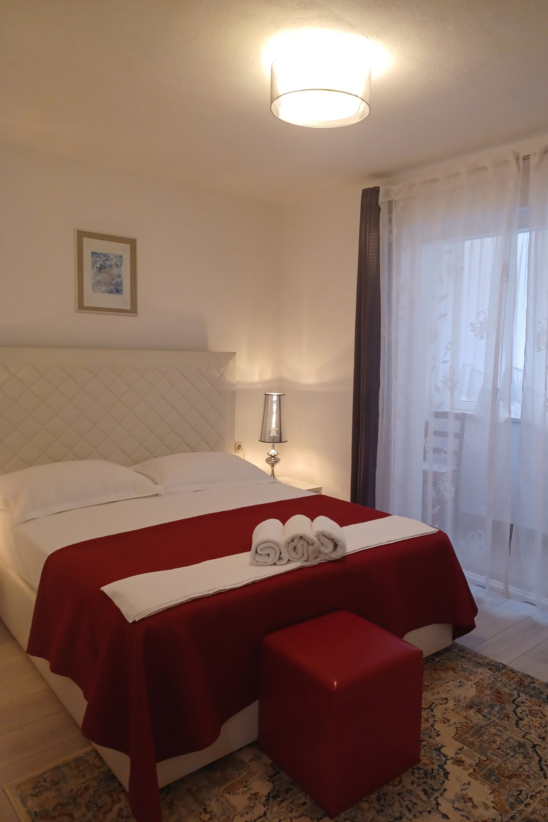 Three bedroom apartment with balcony and sea view Makarska  A-a