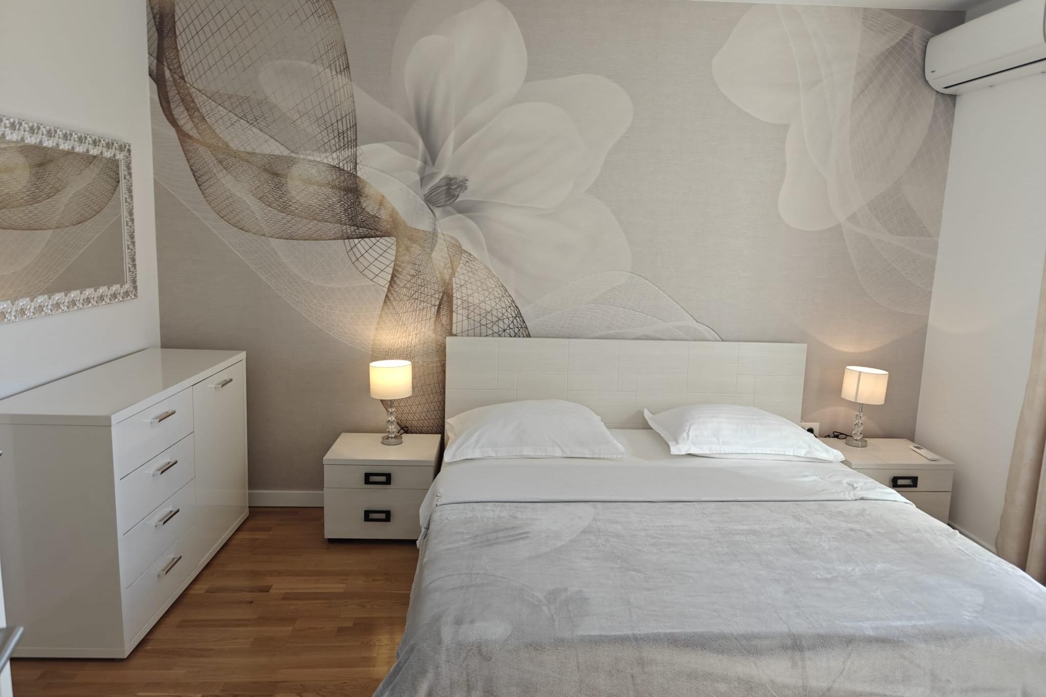 Two bedroom apartment with terrace Makarska (A-6767-b)