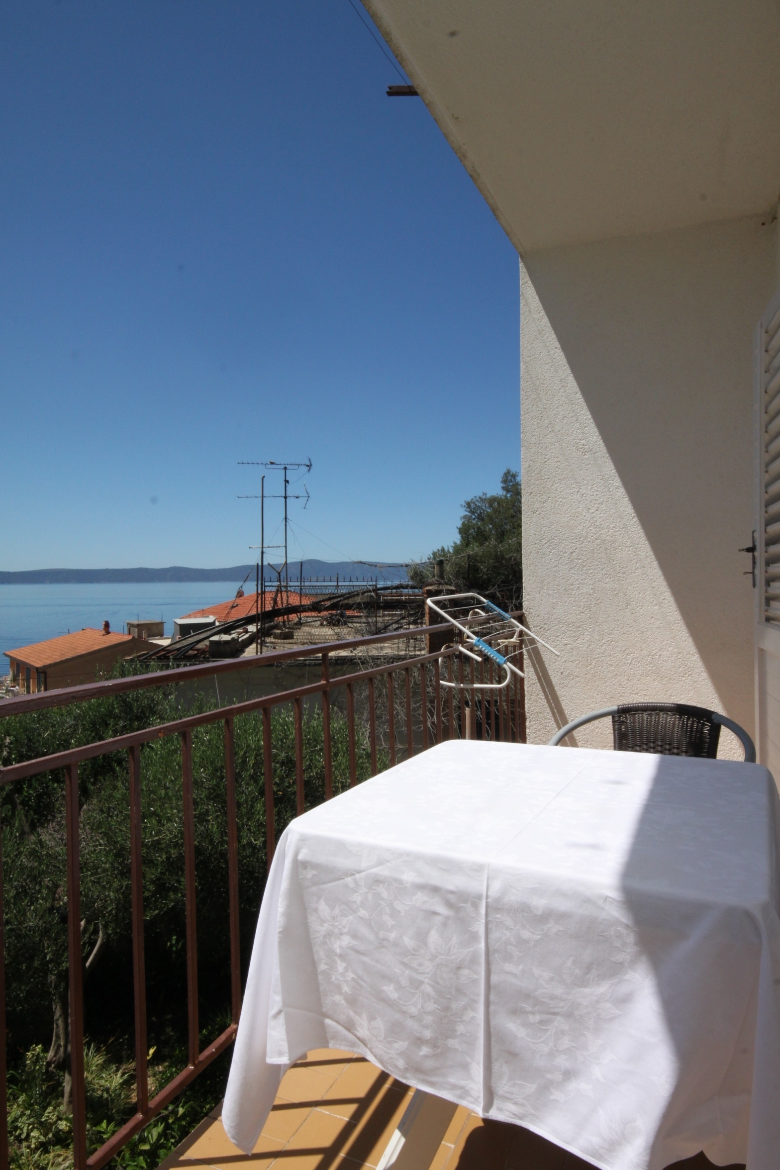 Two bedroom apartment with terrace and sea view Podgora, Makarska  A-a
