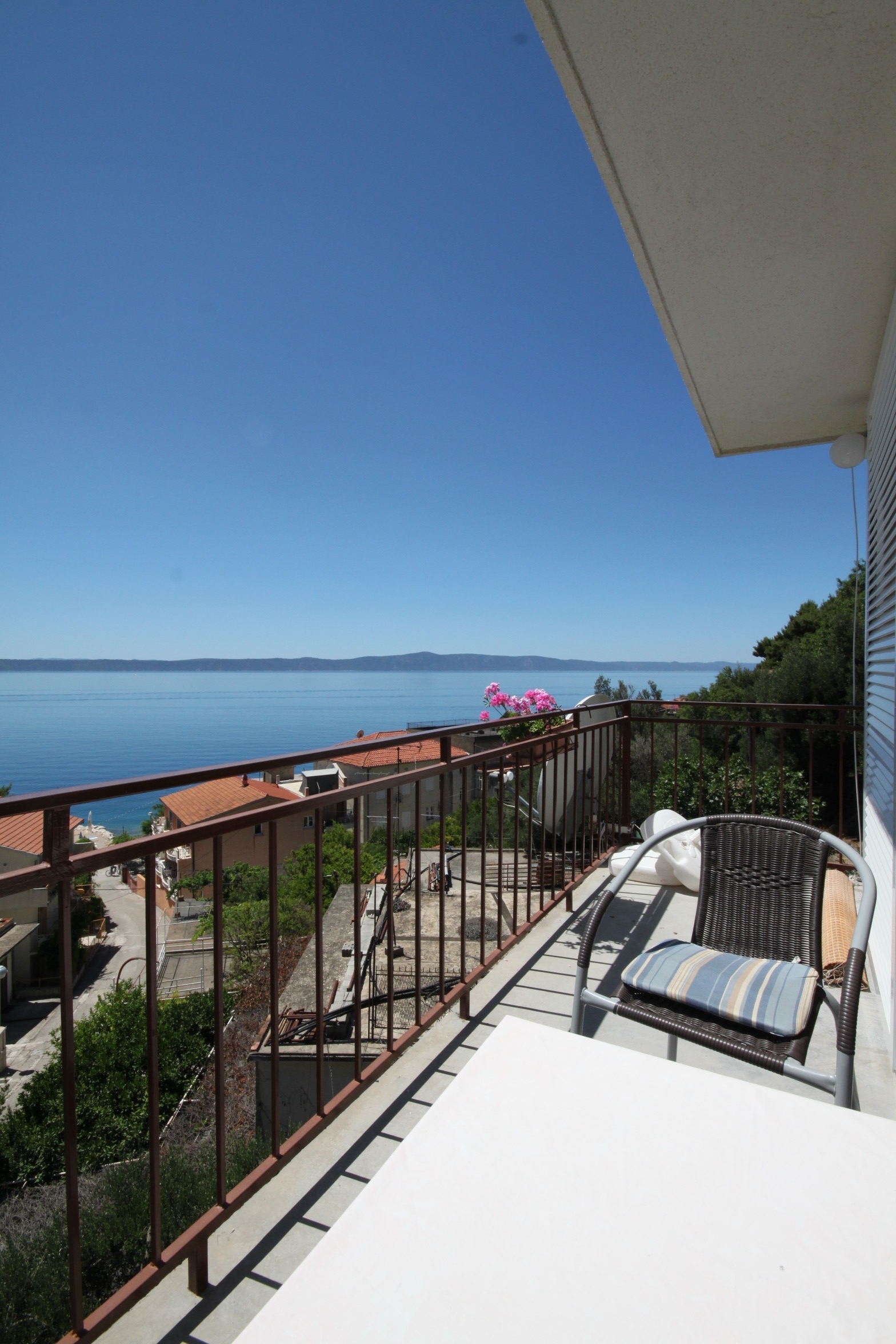 One bedroom apartment with balcony and sea view Podgora, Makarska  A-b