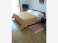 Podgora, Sala de estar in the apartment, air condition available y WiFi.