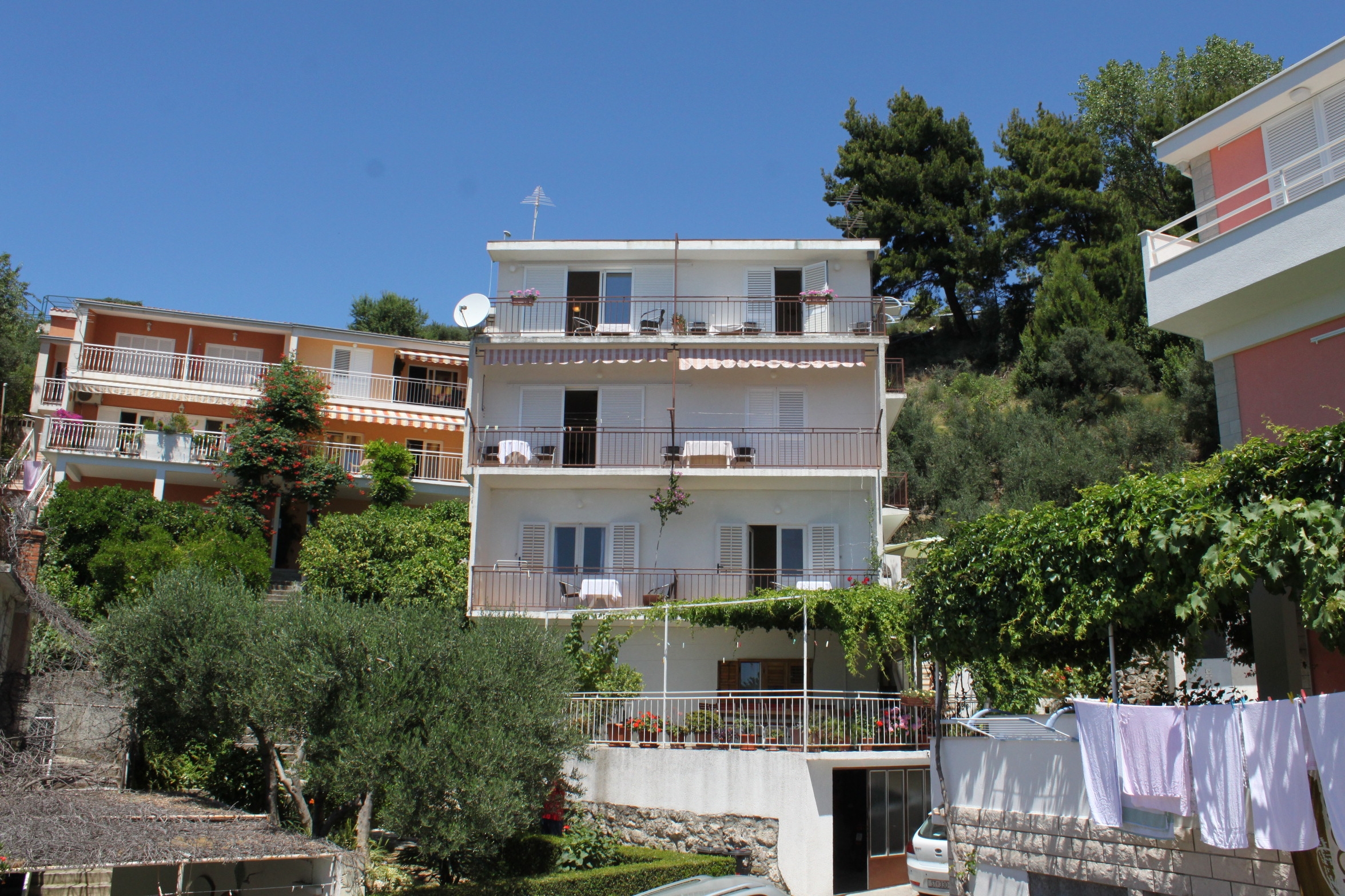 One bedroom apartment with balcony and sea view Podgora, Makarska (A-6774-b) One bedroom apartment with balcony and sea view Podgora, Makarska (A-6774-b)