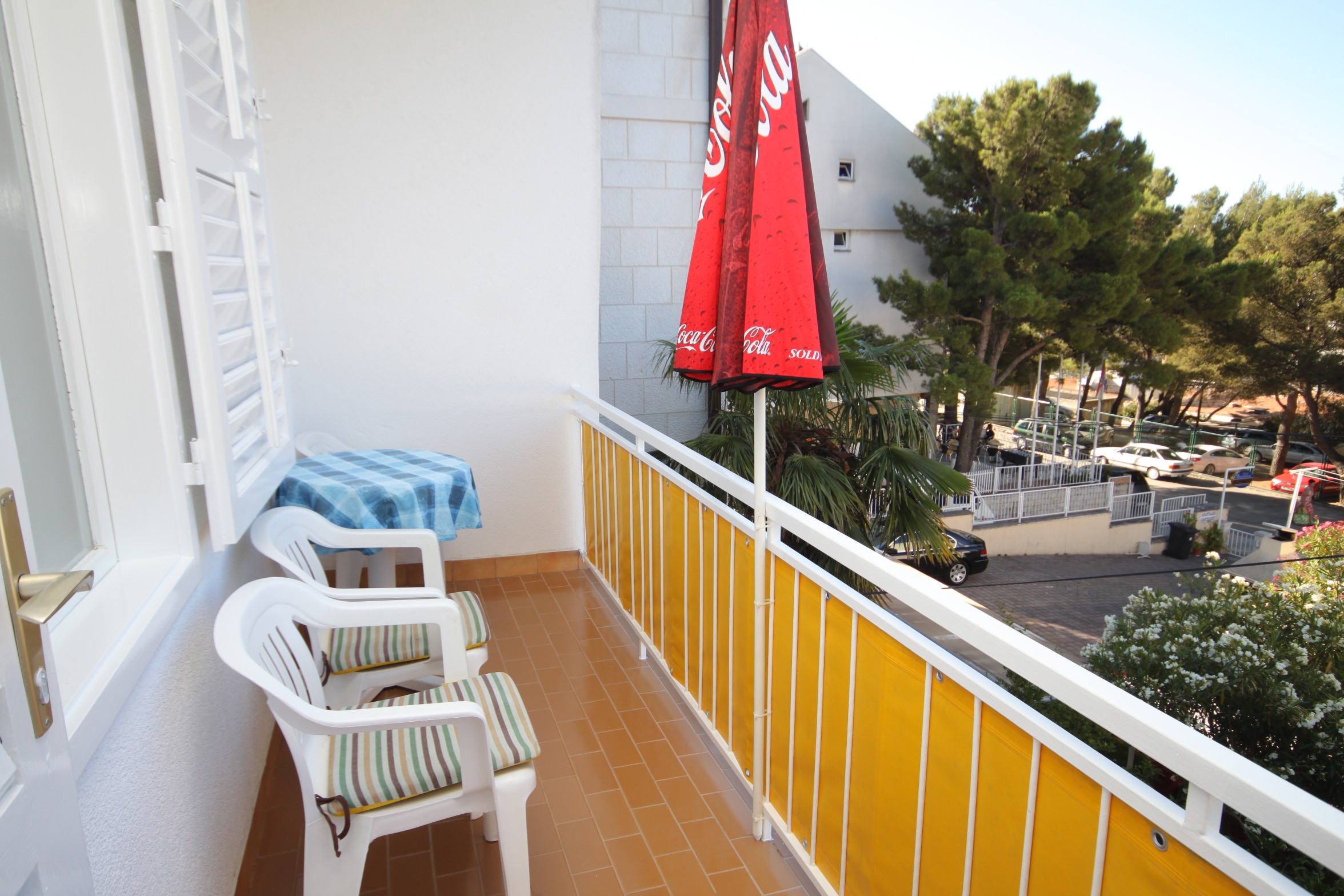 Room with balcony Makarska (S-6778-a)